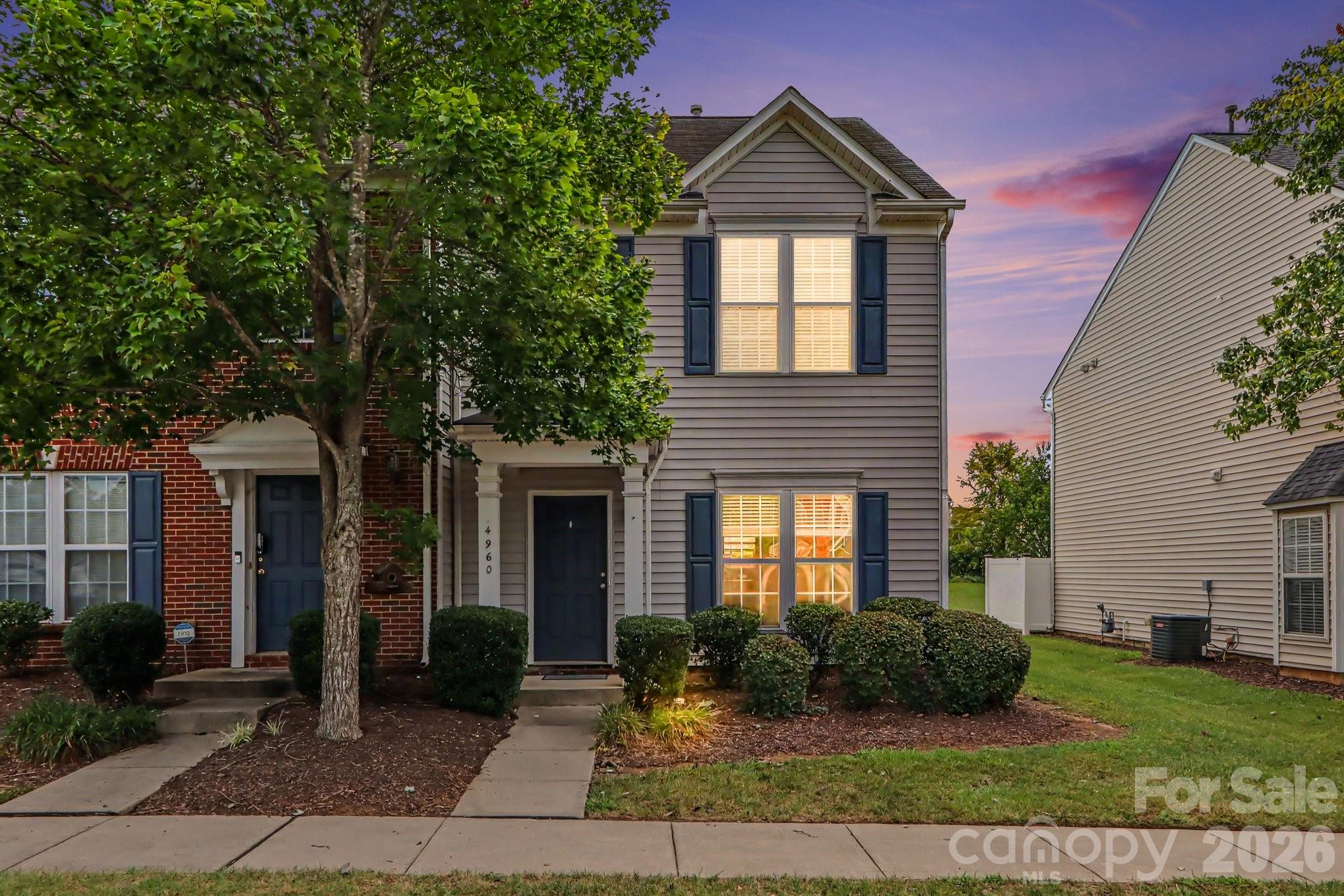 4960 Sunburst Ln, Charlotte, NC 28213