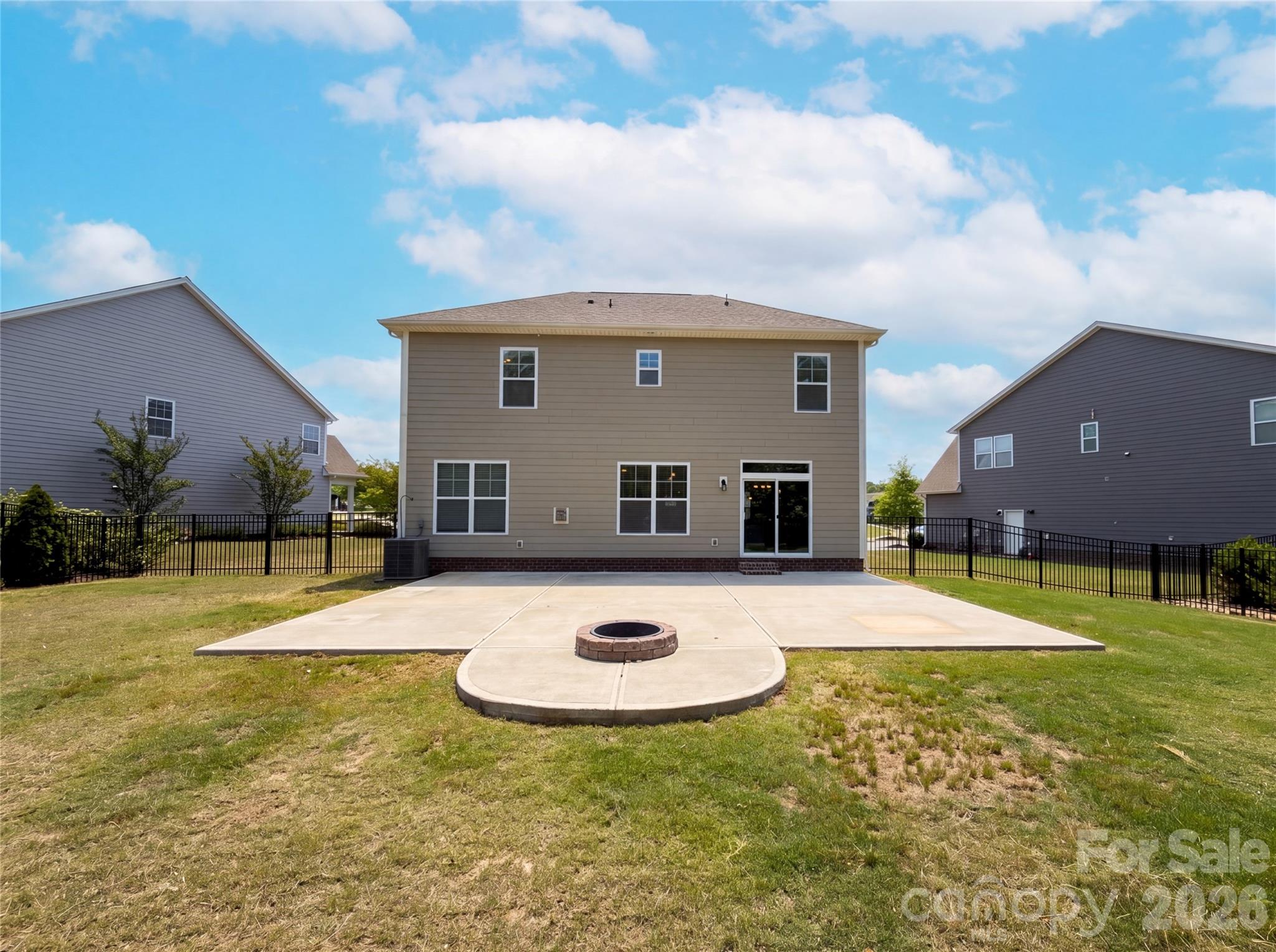 5013 Shadowbrook Rd, Waxhaw, NC 28173