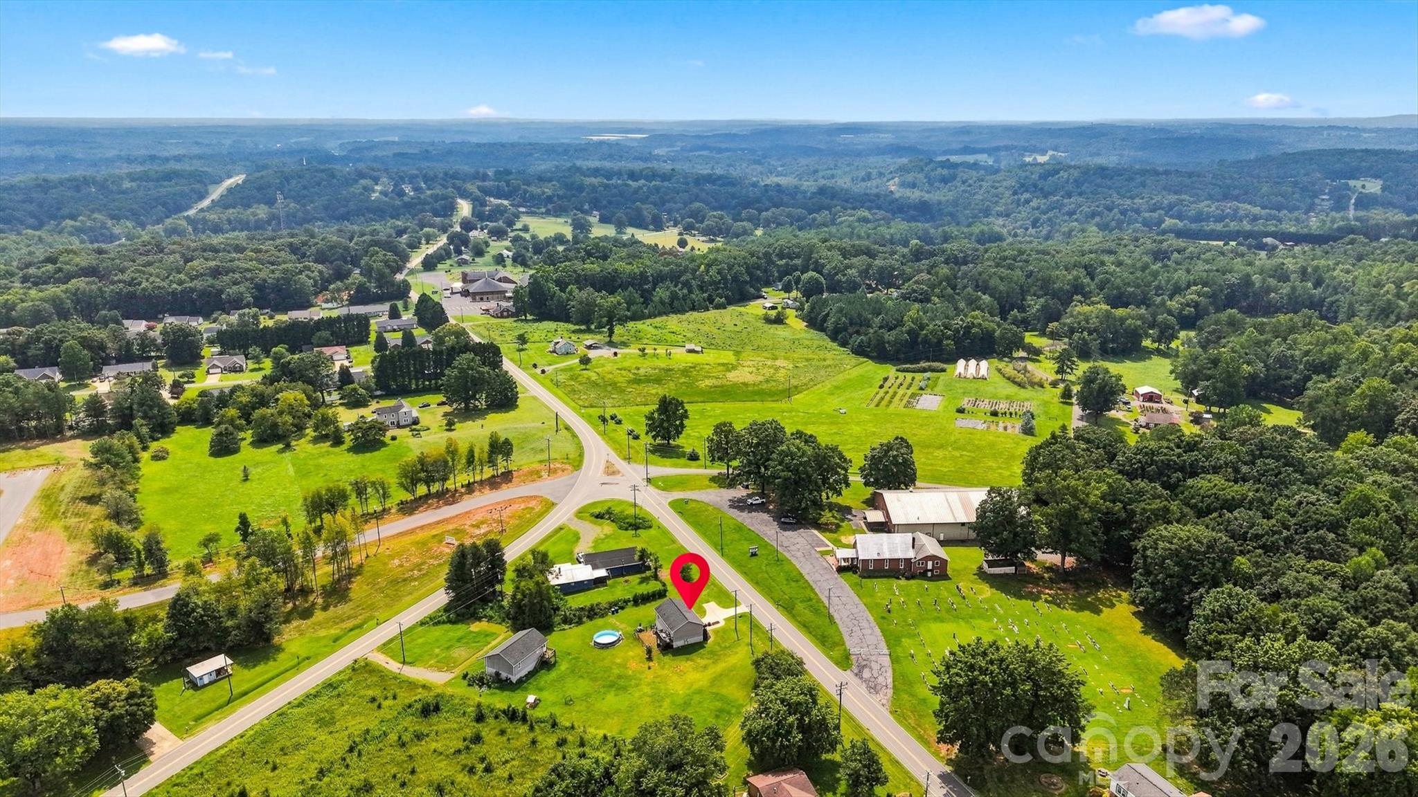 4548 Bethel Church Rd, Hickory, NC 28602