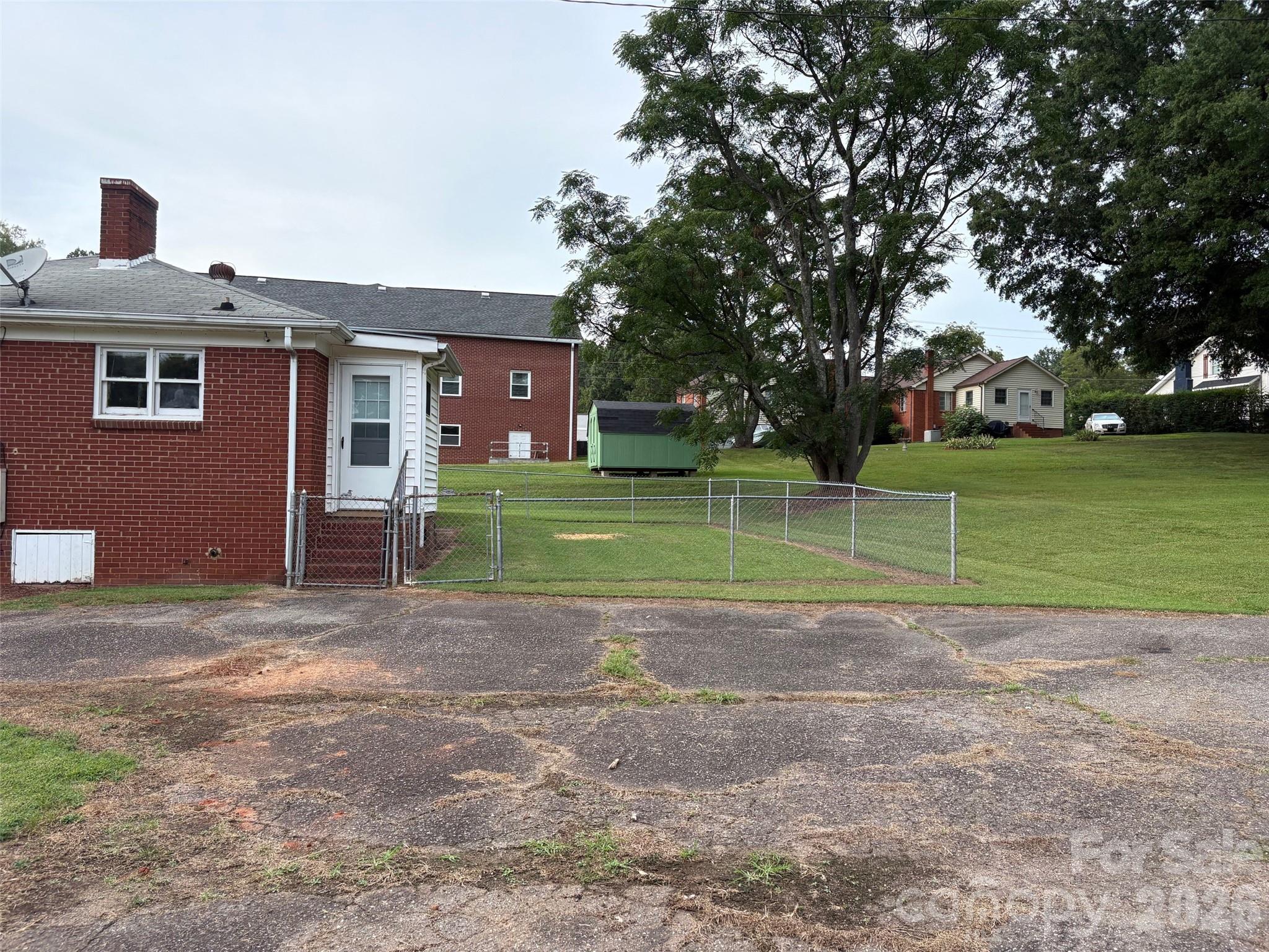316 E Statesville Ave, Mooresville, NC 28115