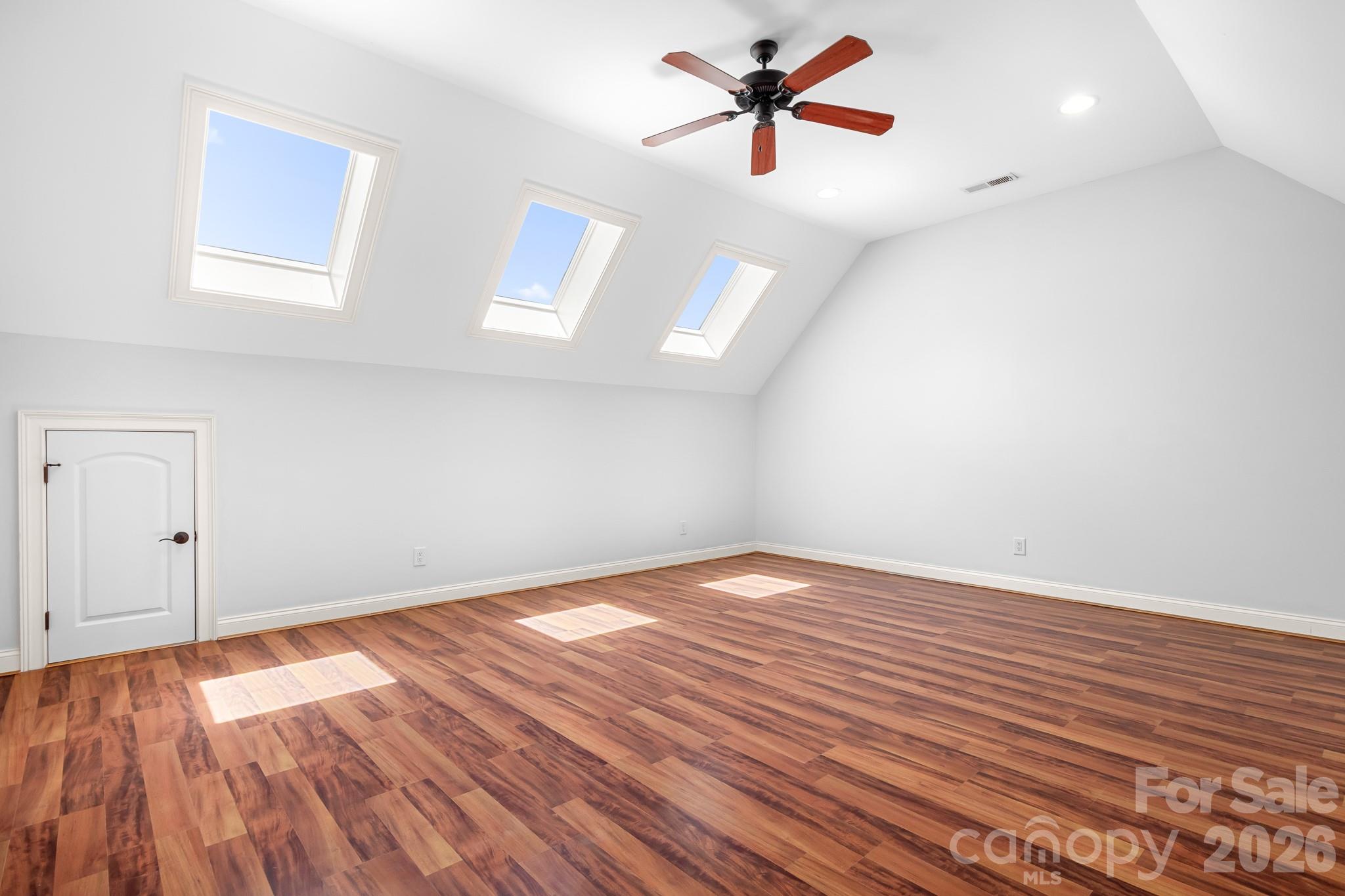 2215 Whiskery Dr, Waxhaw, NC 28173