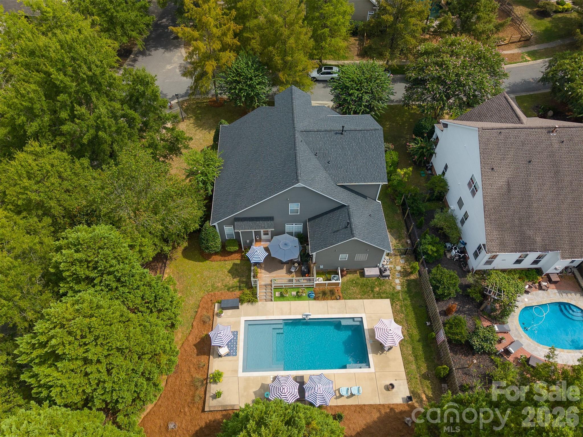 1255 Shadow Bend Dr, Tega Cay, SC 29708