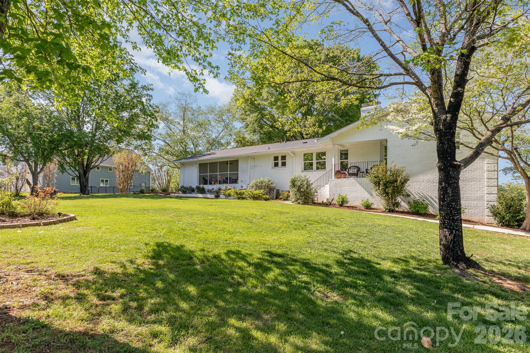 1041 Brawley School Rd, Mooresville, NC 28117