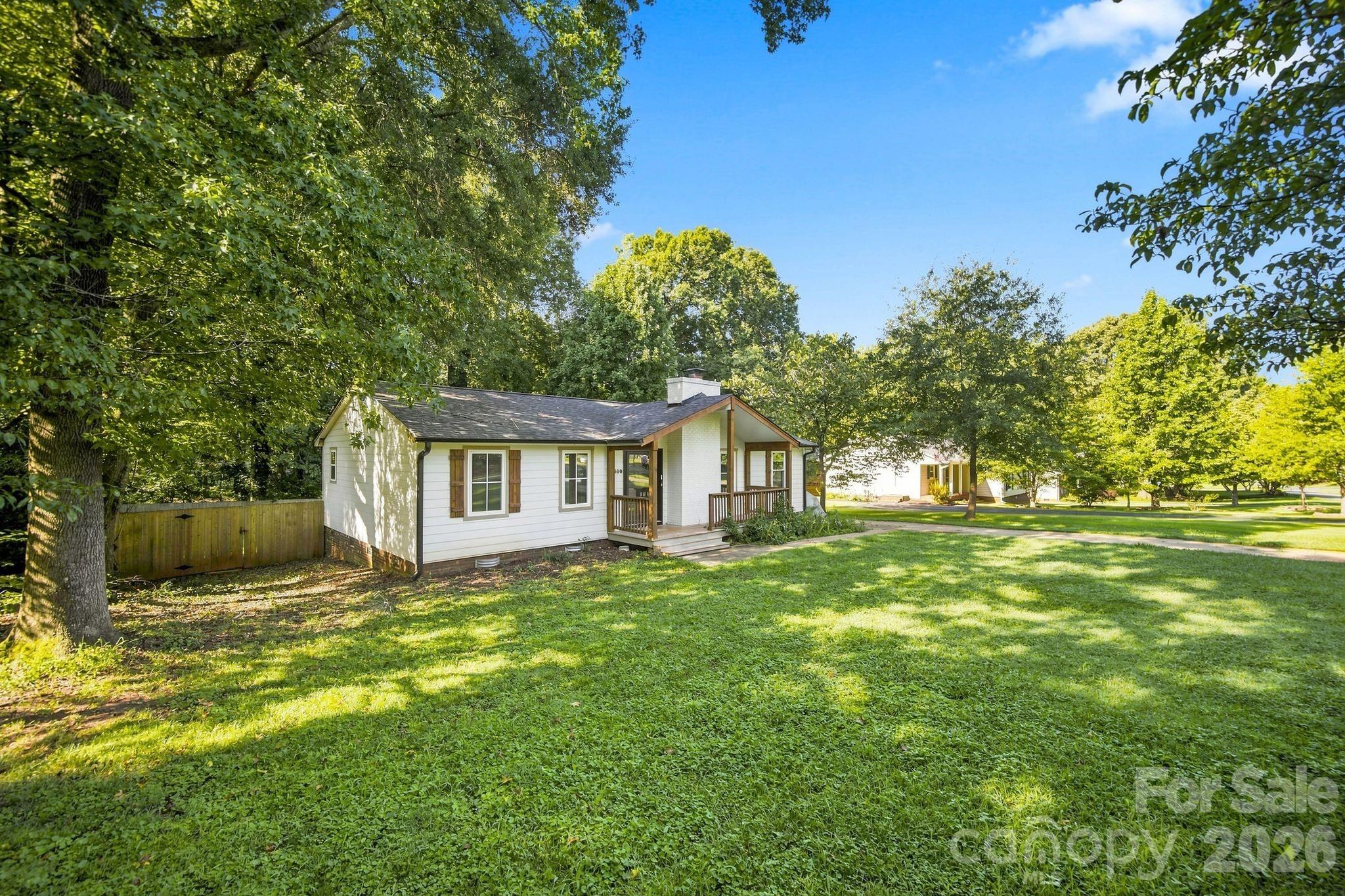 600 Briarcreek Rd, Gastonia, NC 28056