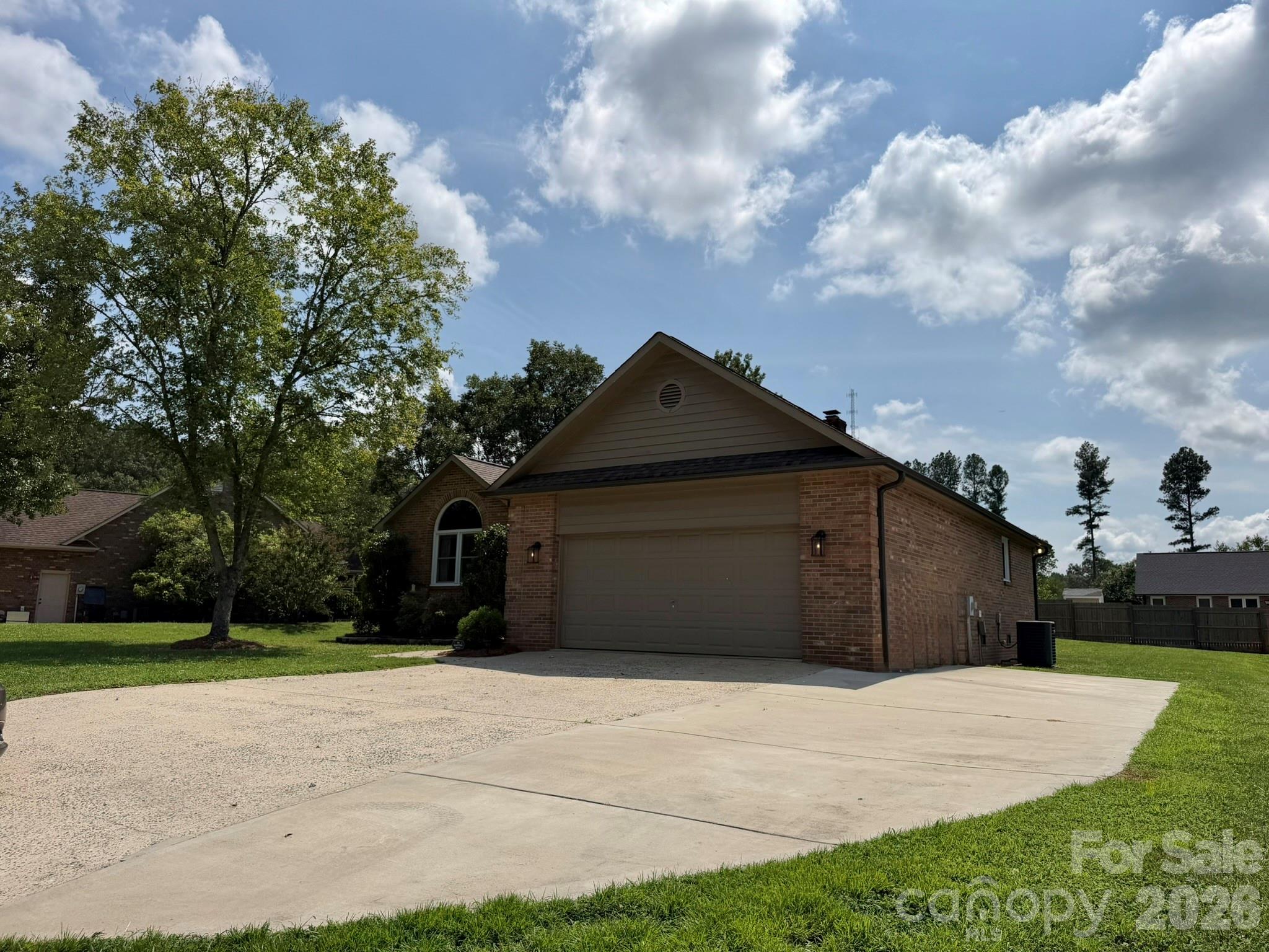 141 Walking Horse Rn, Stanley, NC 28164