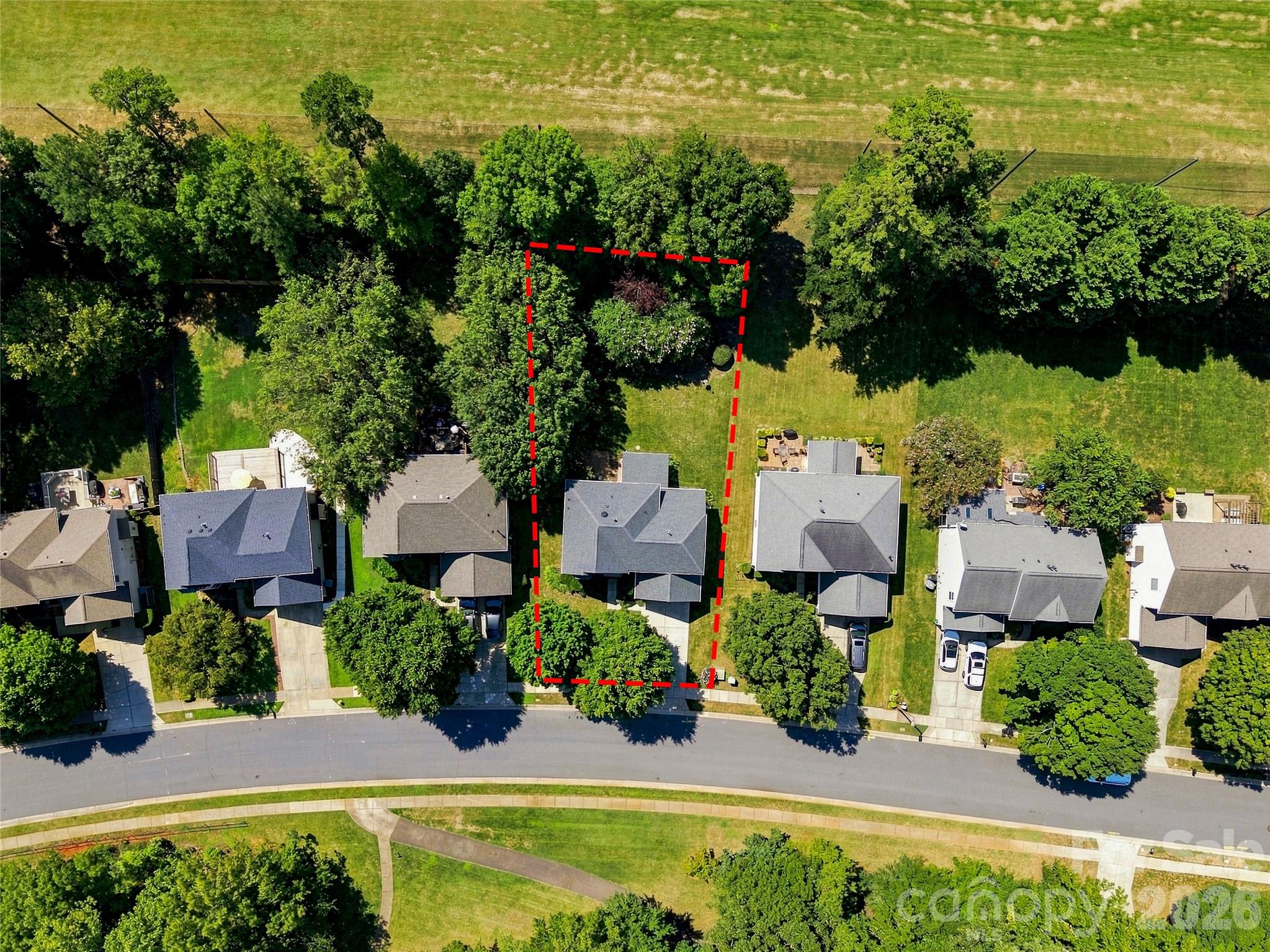 5477 Cambridge Bay Dr, Charlotte, NC 28269