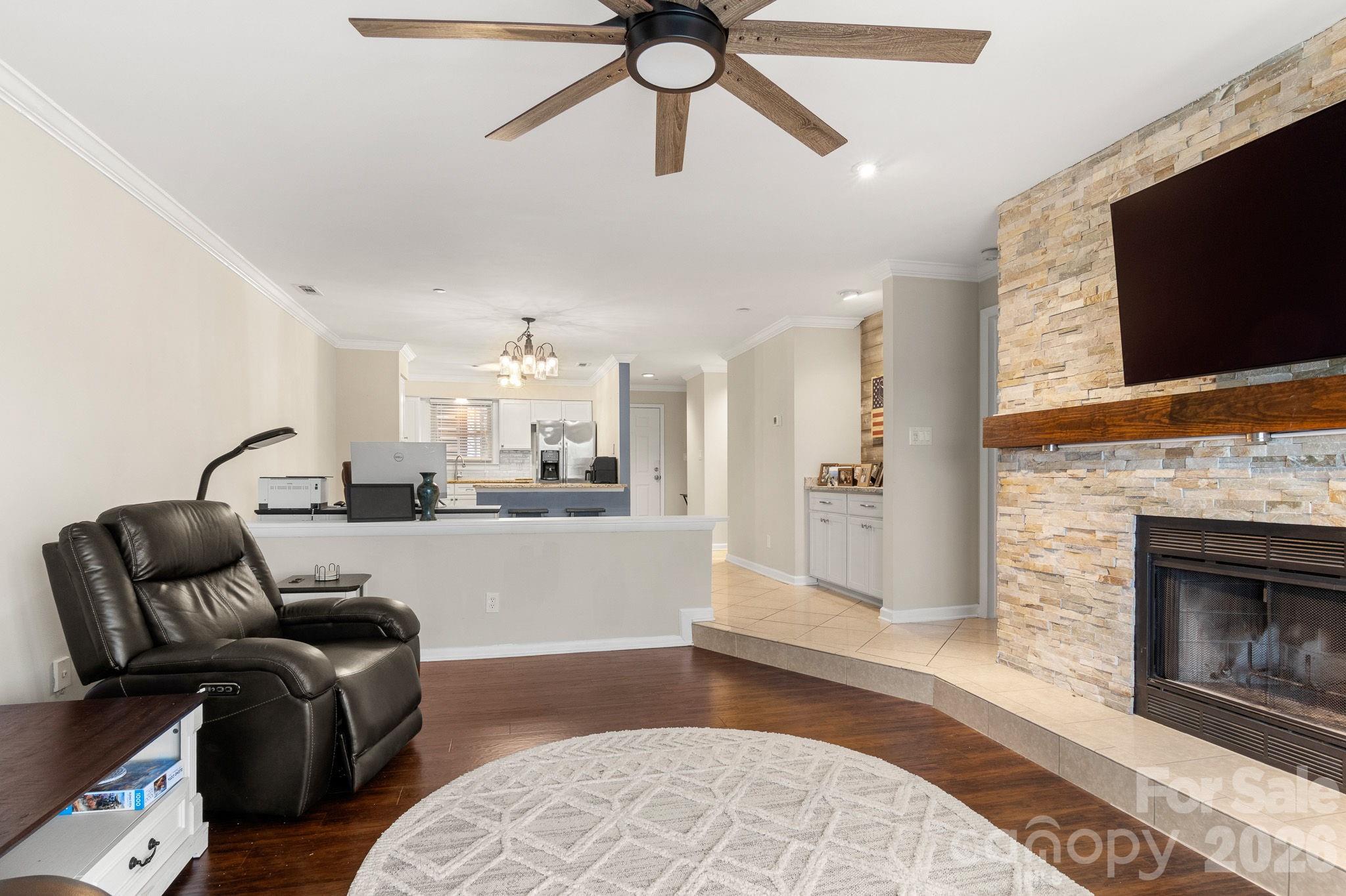 9816 Emerald Point Dr #5, Charlotte, NC 28278