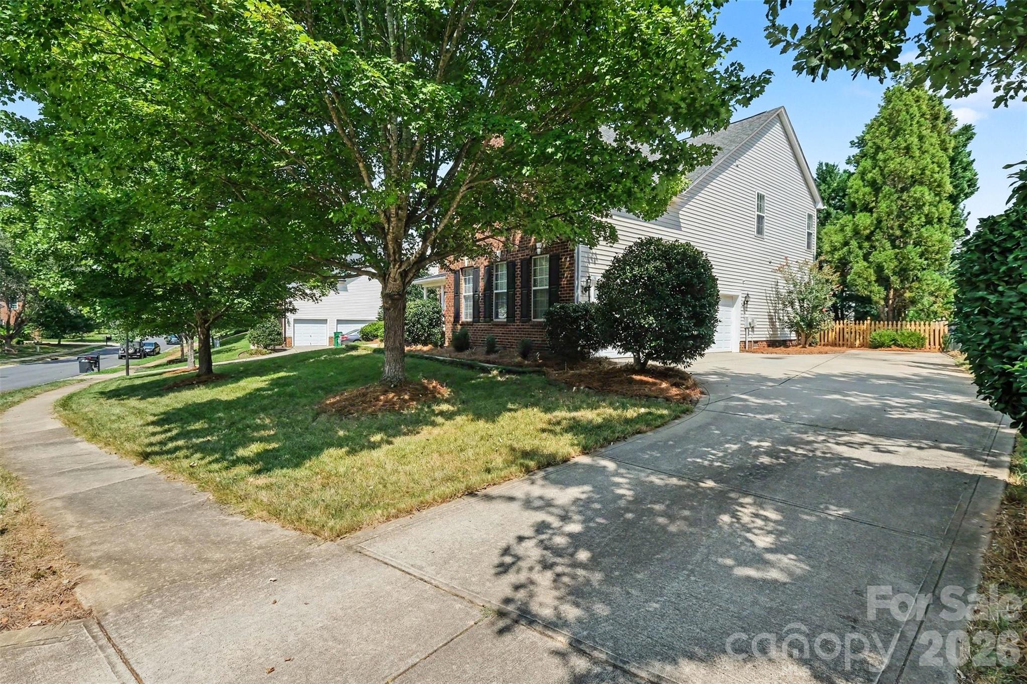 2521 Becket Ridge Rd, Charlotte, NC 28270