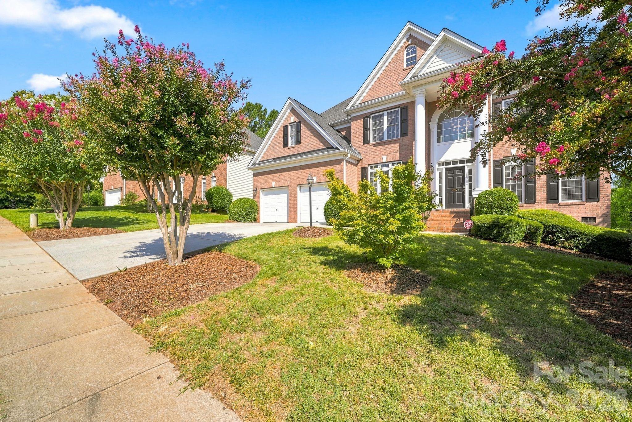19104 Berkley Commons Dr, Cornelius, NC 28031