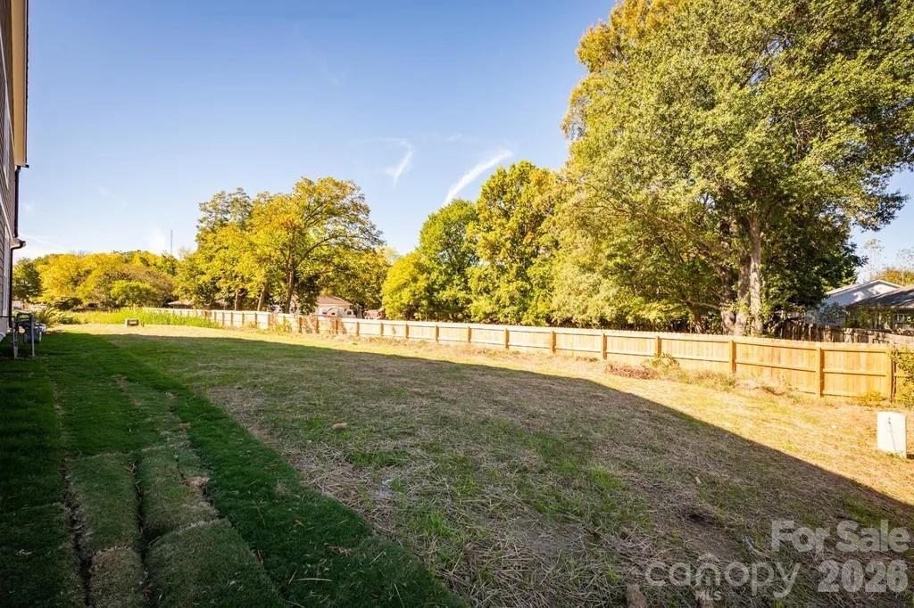 312 Cannamela Dr, Pineville, NC 28134