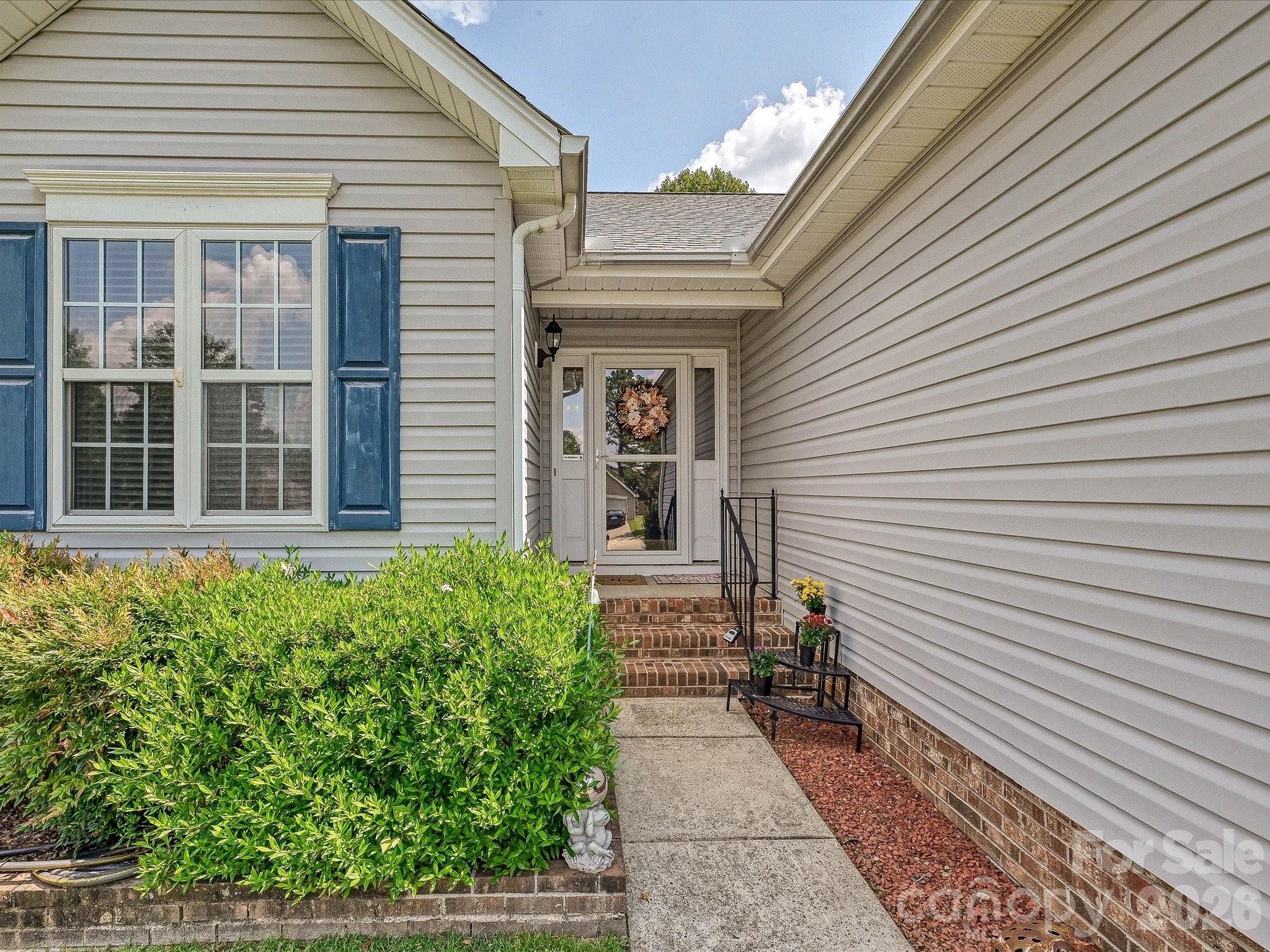 5759 Heron Point Pl SW, Concord, NC 28025