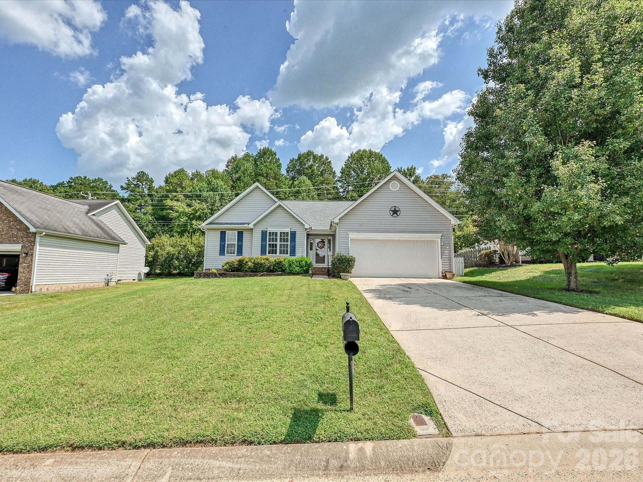 5759 Heron Point Pl SW, Concord, NC 28025