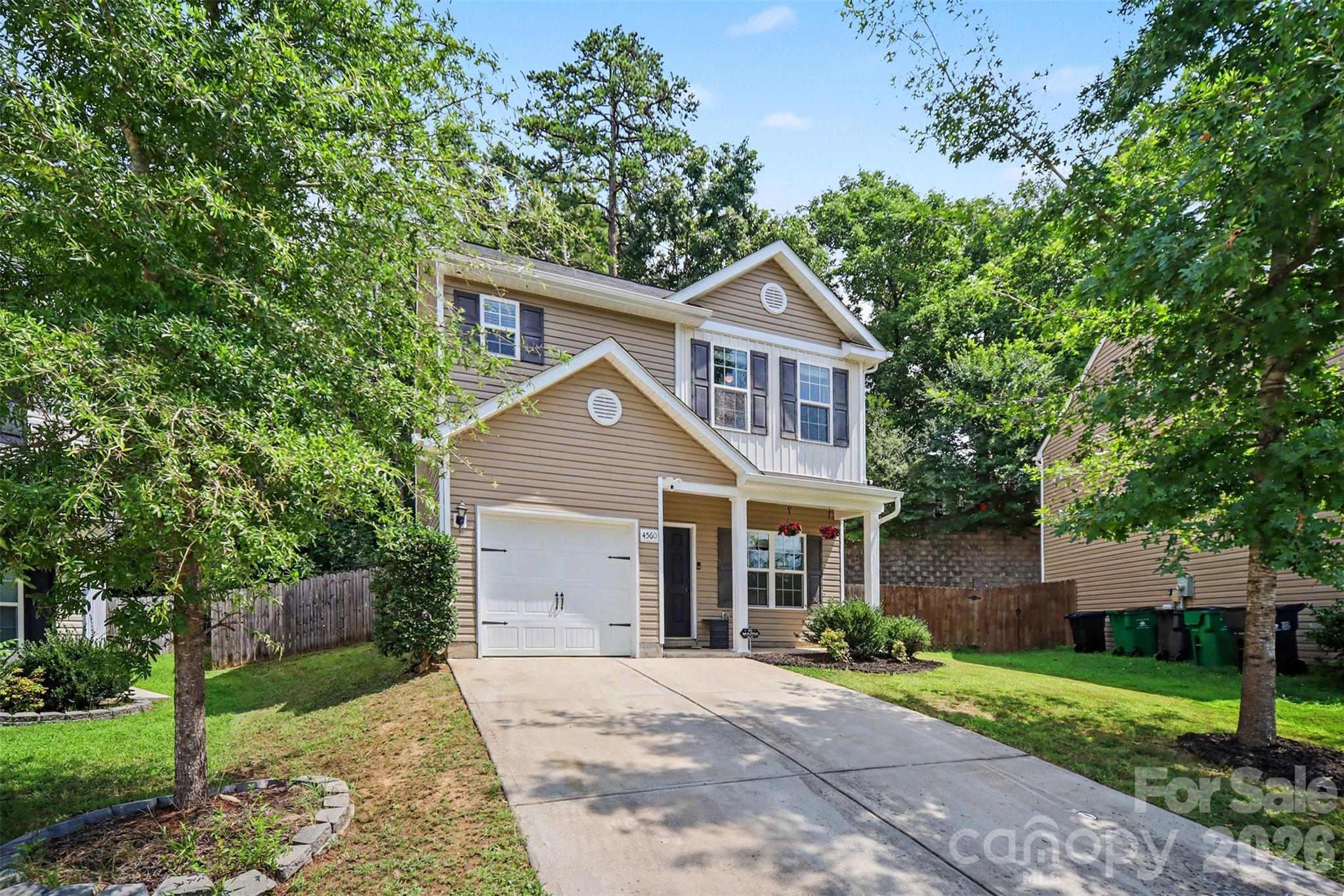 4560 Merryvale Forest Dr, Charlotte, NC 28214
