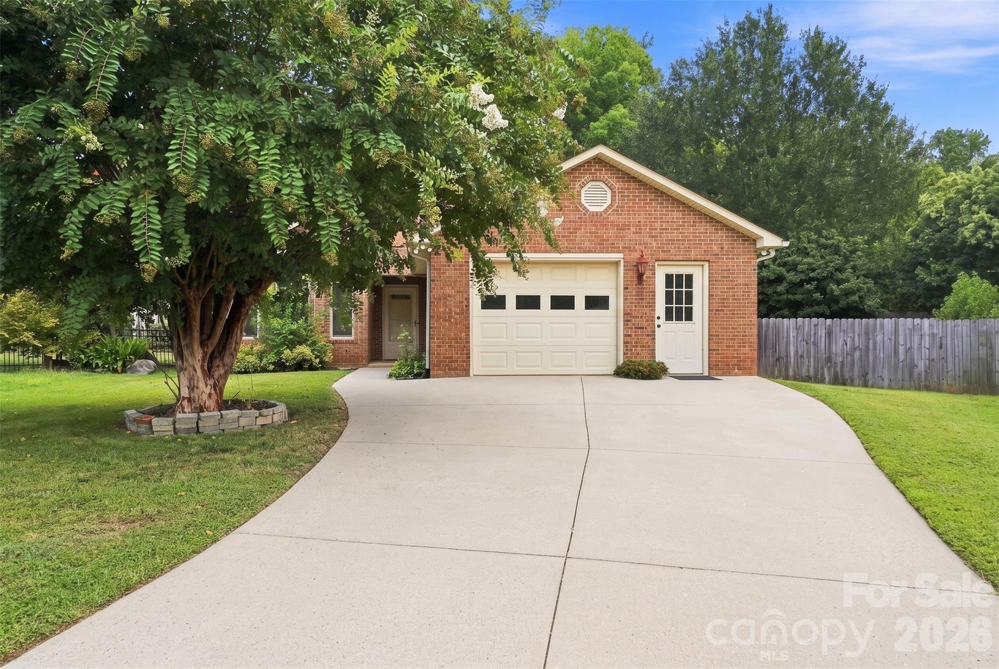 1850 Charter Dr, Rock Hill, SC 29732