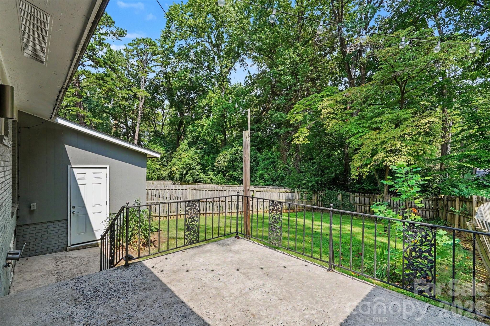 1741 Herrin Ave, Charlotte, NC 28205