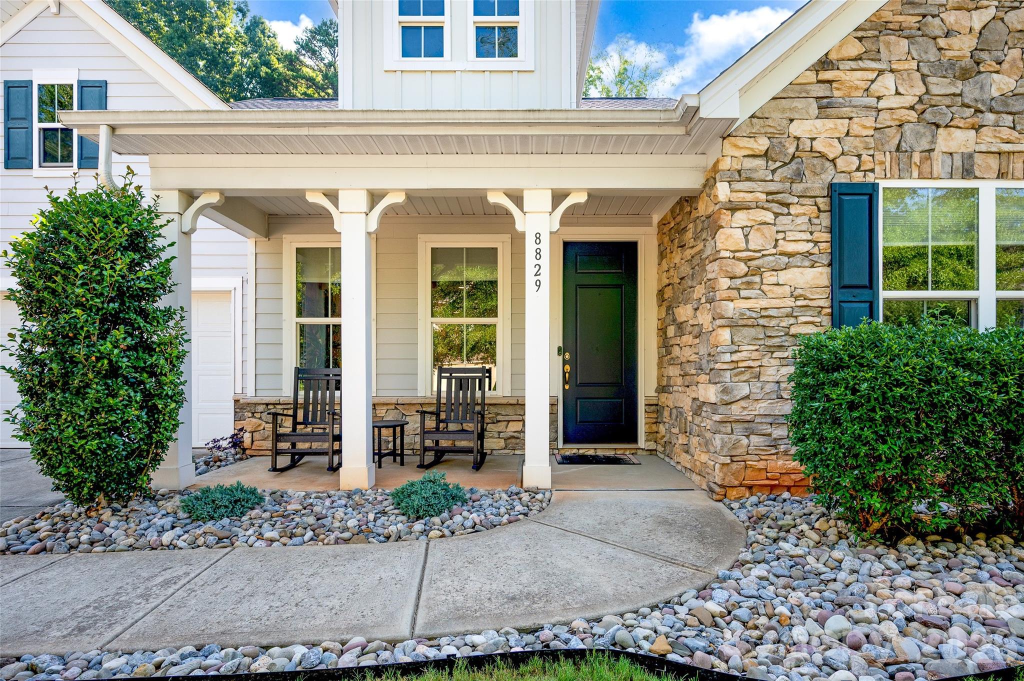 8829 Bur Ln, Huntersville, NC 28078