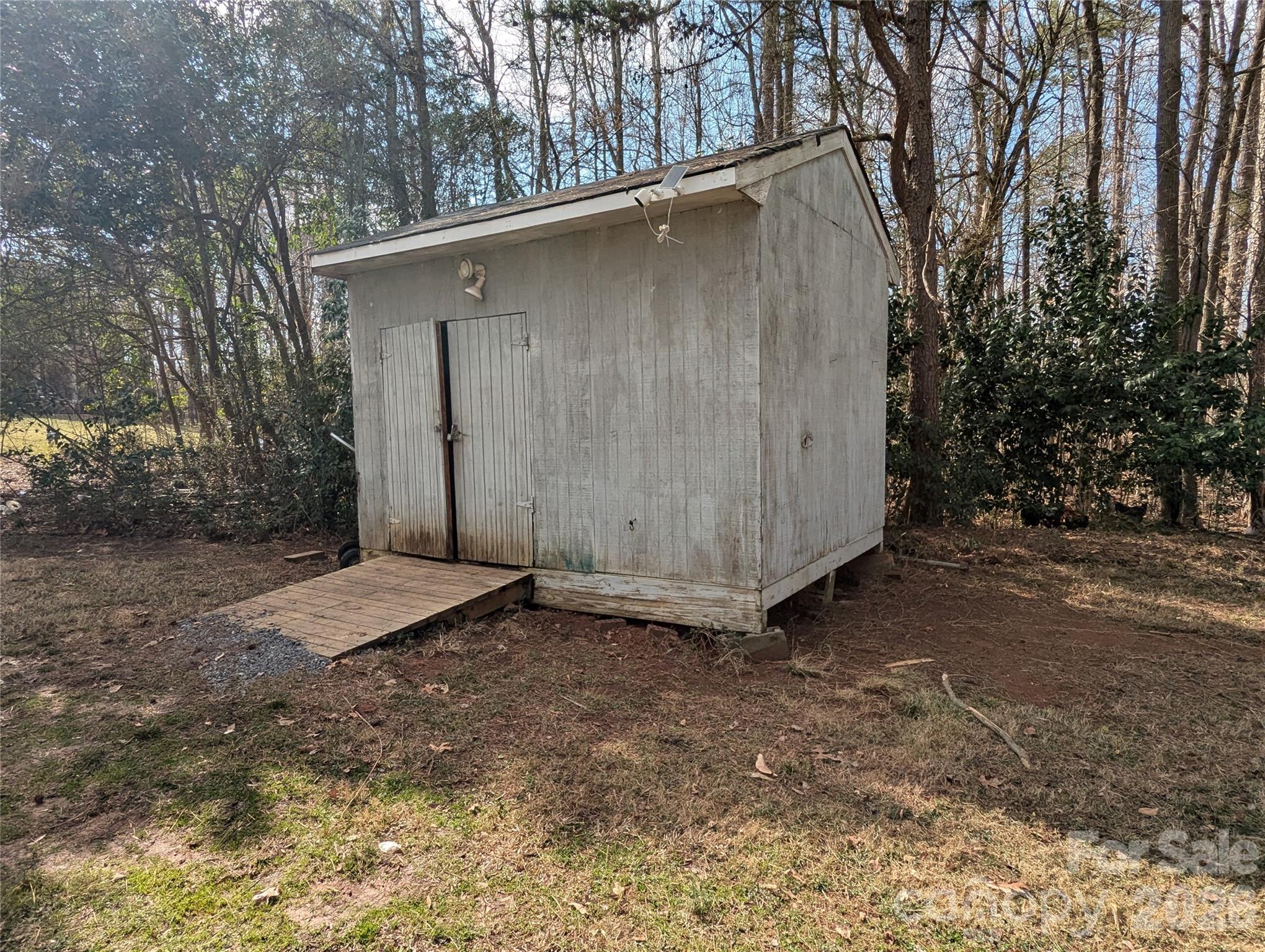 6846 Potter Rd, Matthews, NC 28104