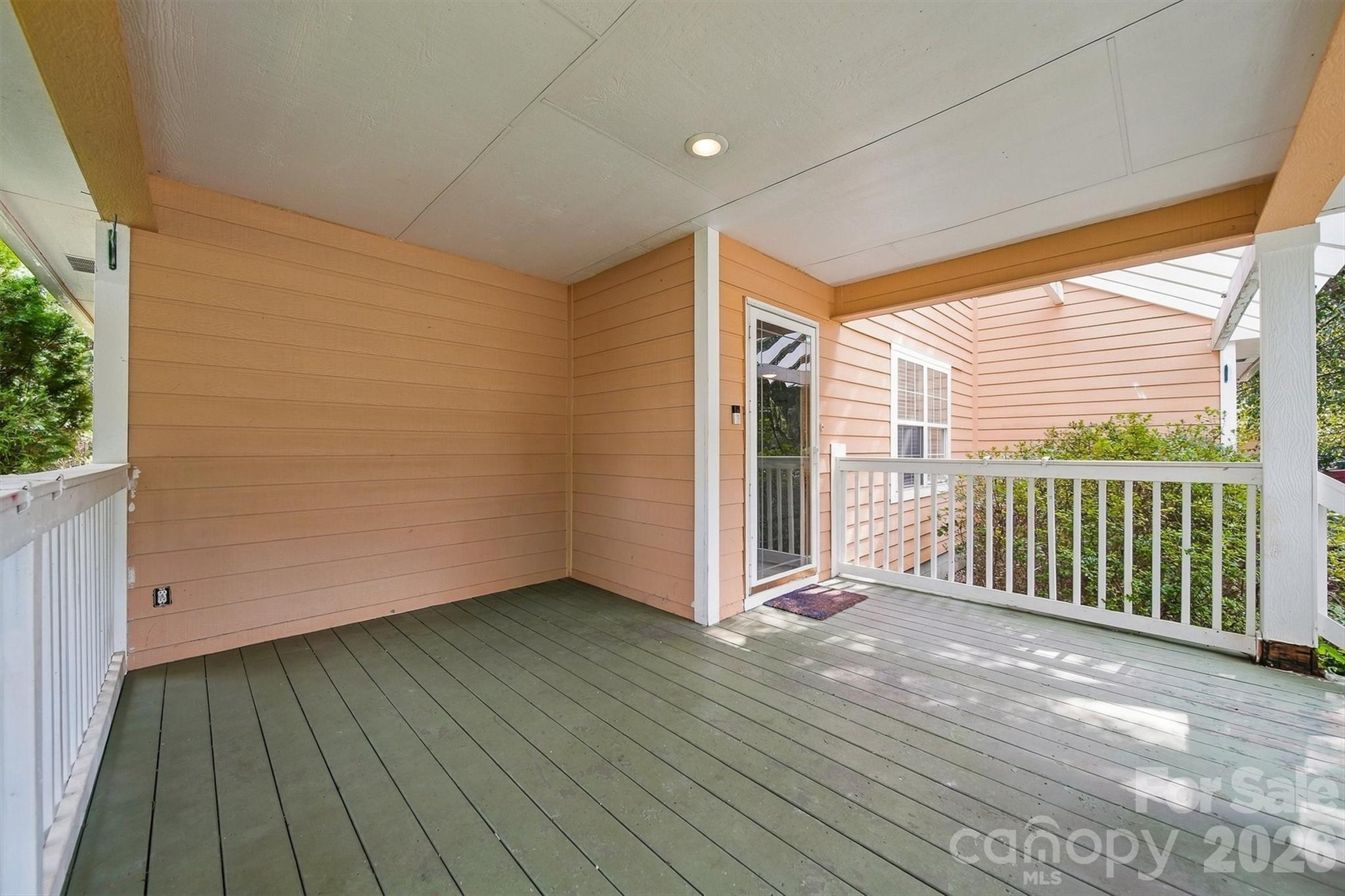 717 2nd Street Pl SW, Conover, NC 28613