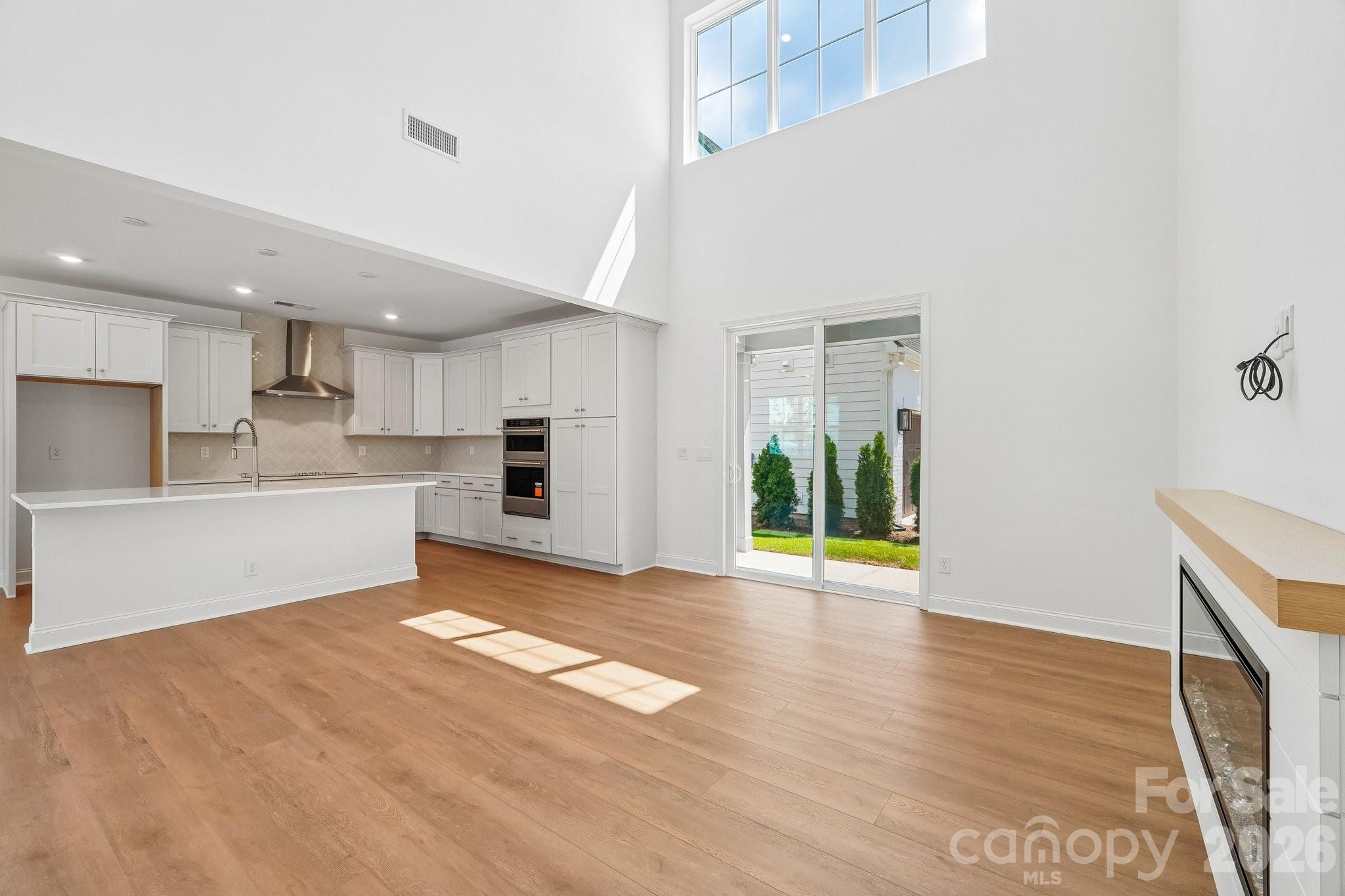 1009 Cobalt Dr, Tega Cay, SC 29708