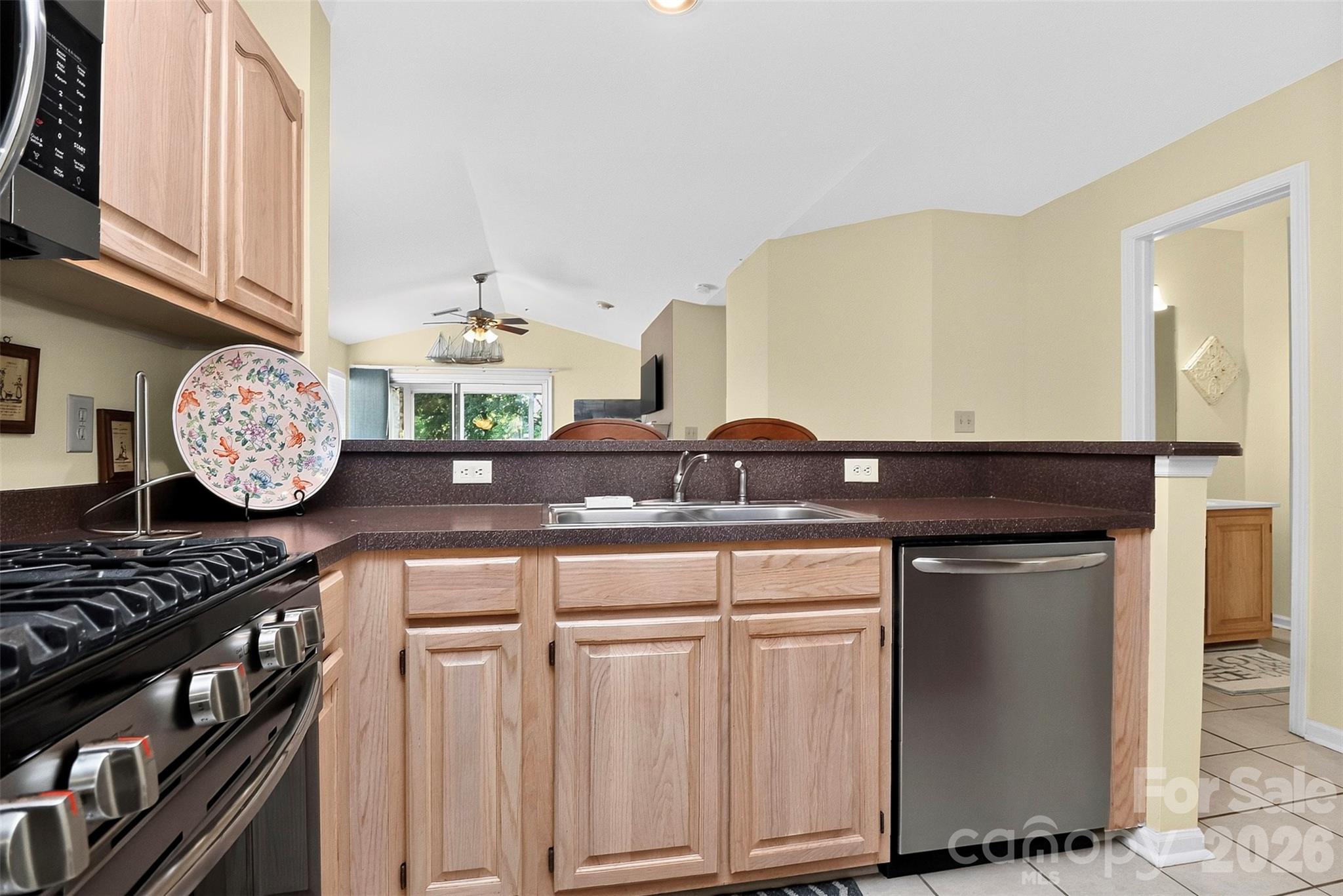 763 Southwest Dr #14, Davidson, NC 28036