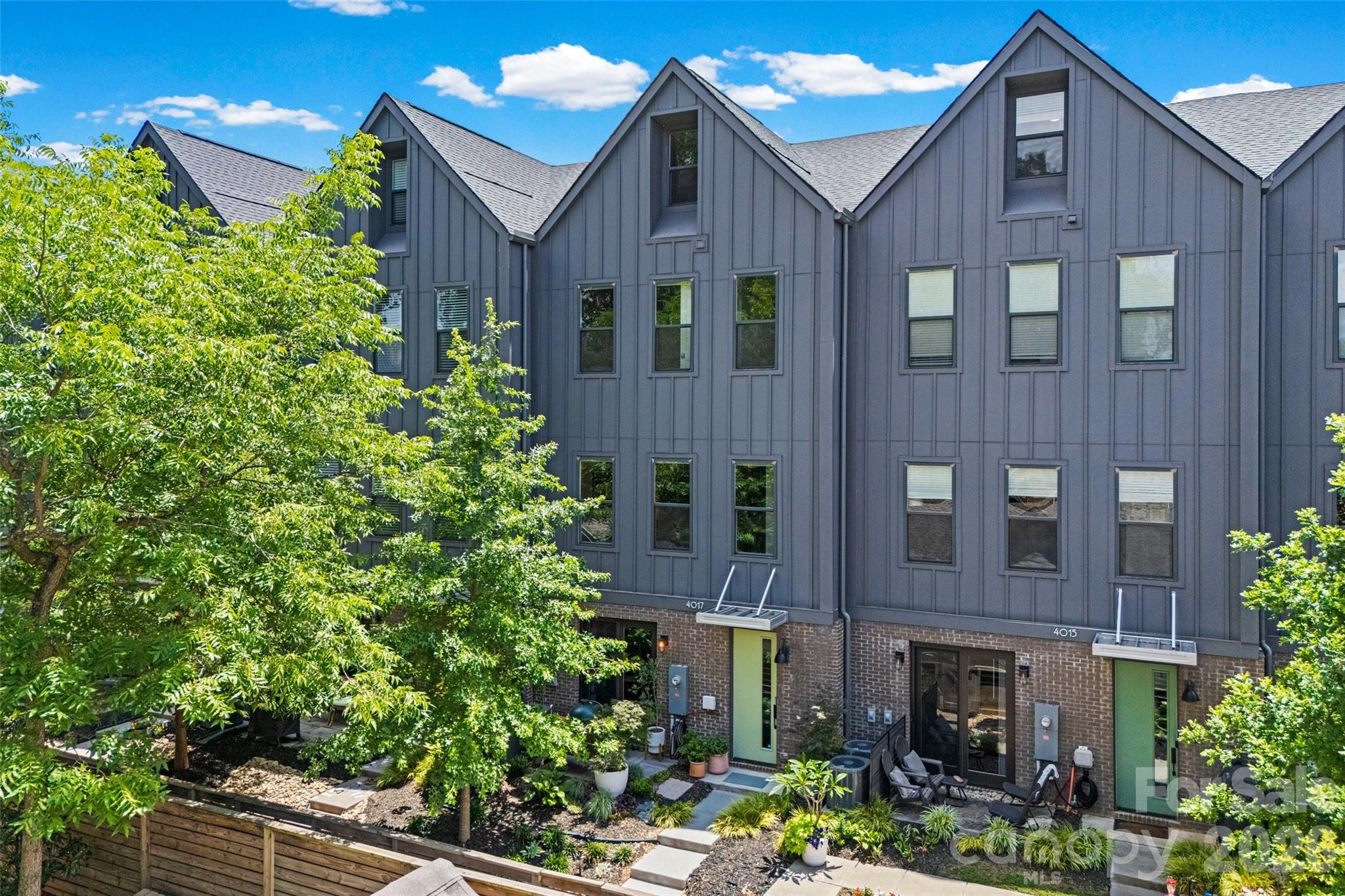 4017 Plaza Row Ct, Charlotte, NC 28205