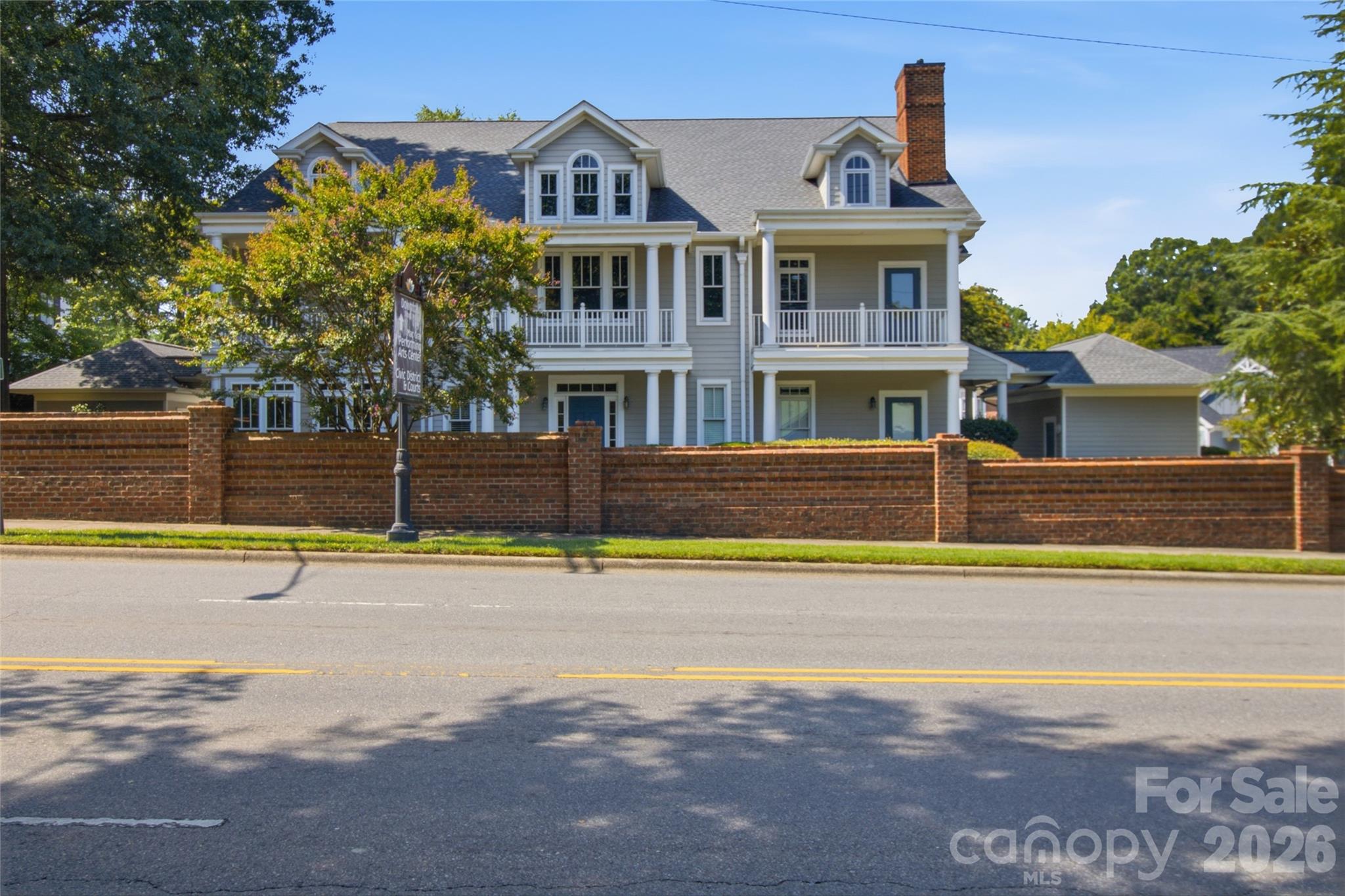 1056 The Glen St, Statesville, NC 28677