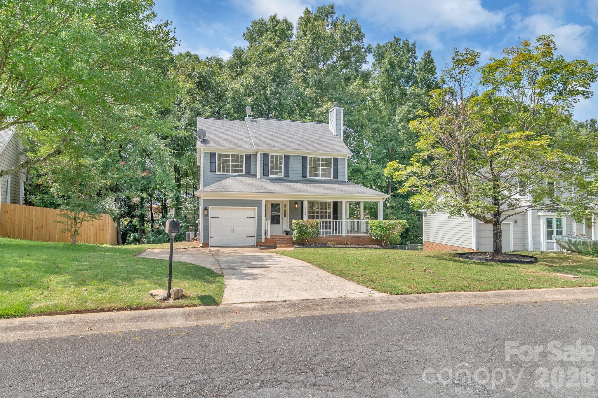 8314 David Lee Ln, Charlotte, NC 28227