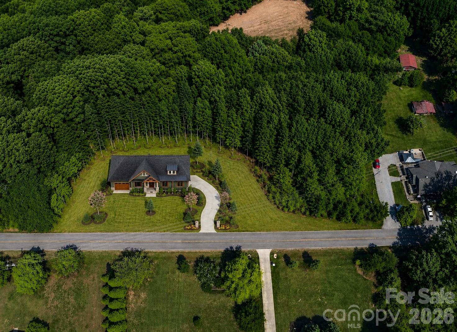 162 Clark Cove Rd, Statesville, NC 28677