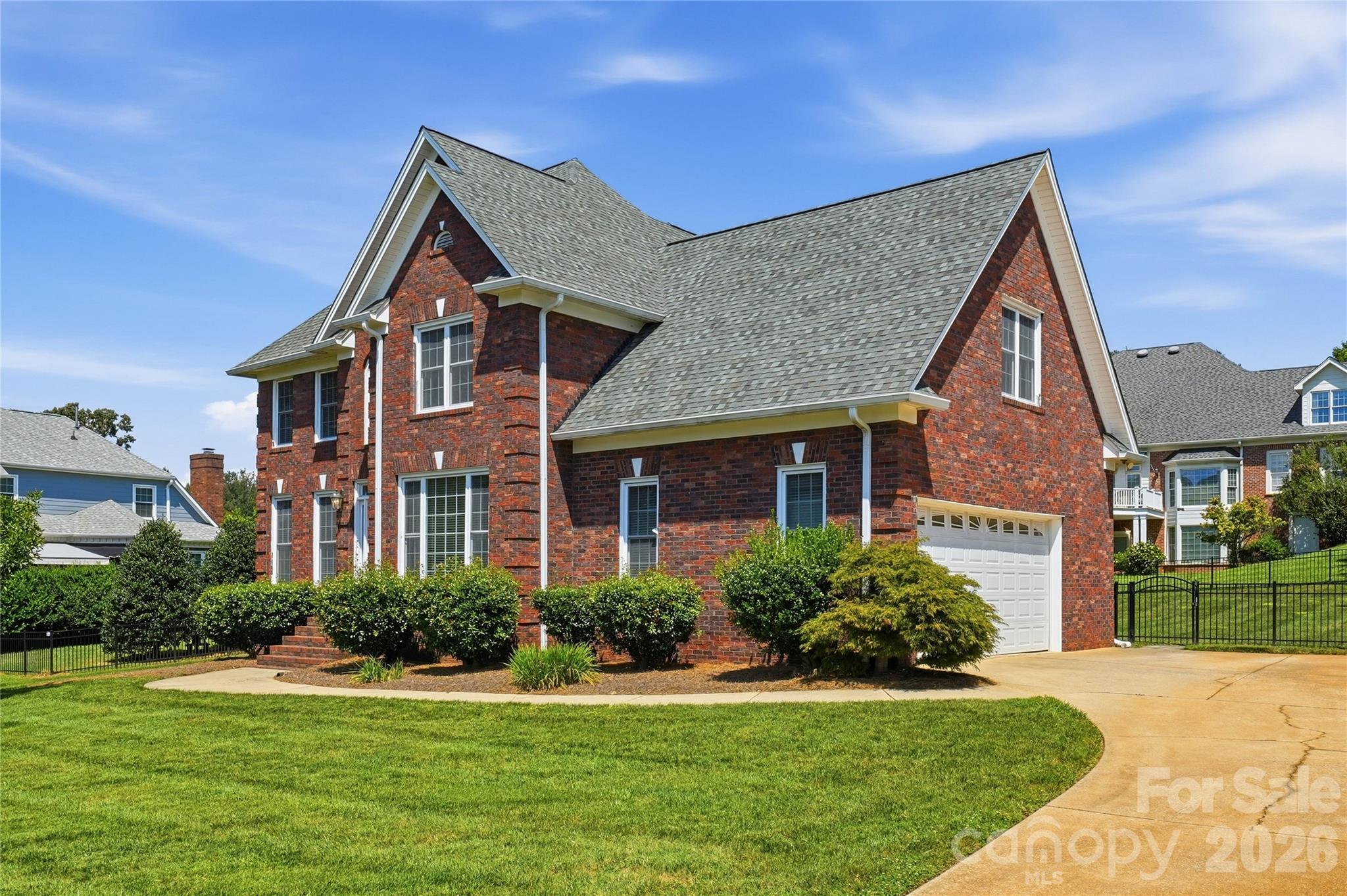 182 E Tattersall Dr, Statesville, NC 28677