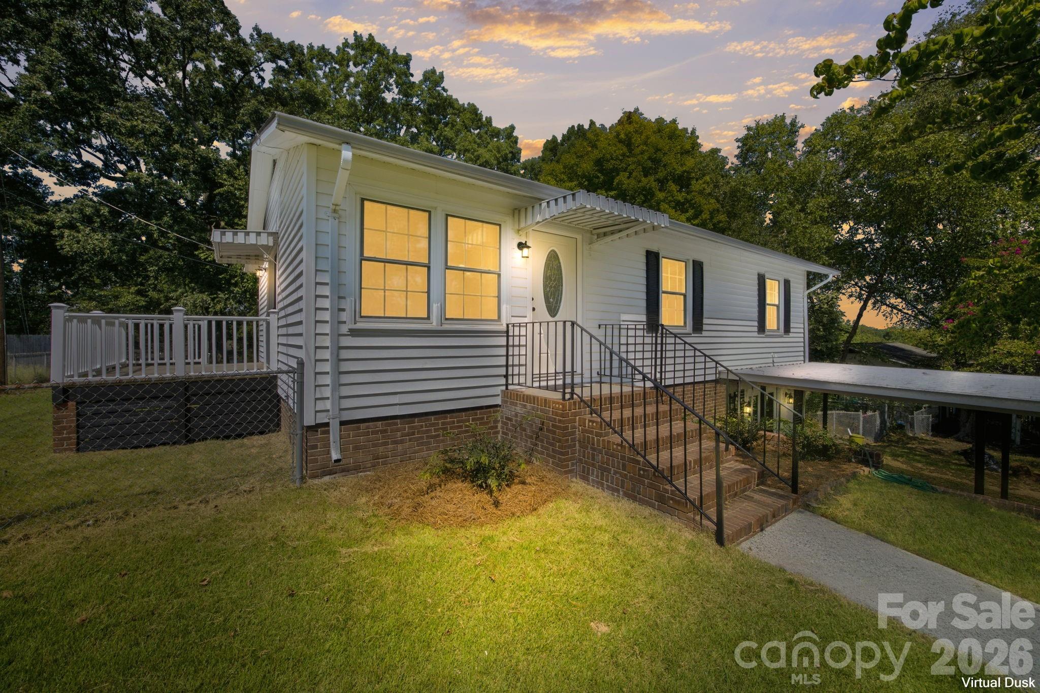 1720 Valwood St, Kannapolis, NC 28083