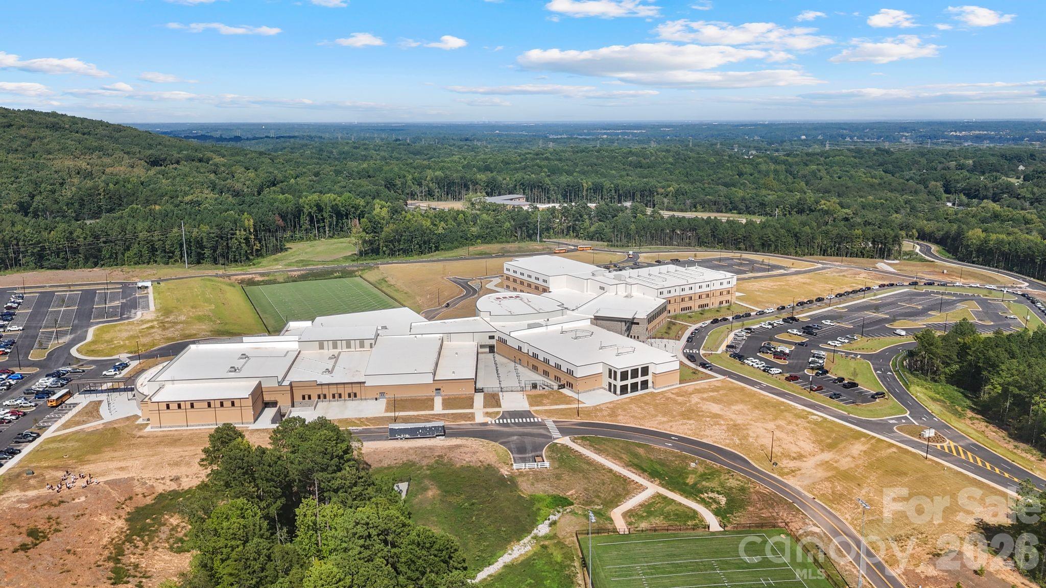 608 Cedar Trace Dr, Lake Wylie, SC 29710