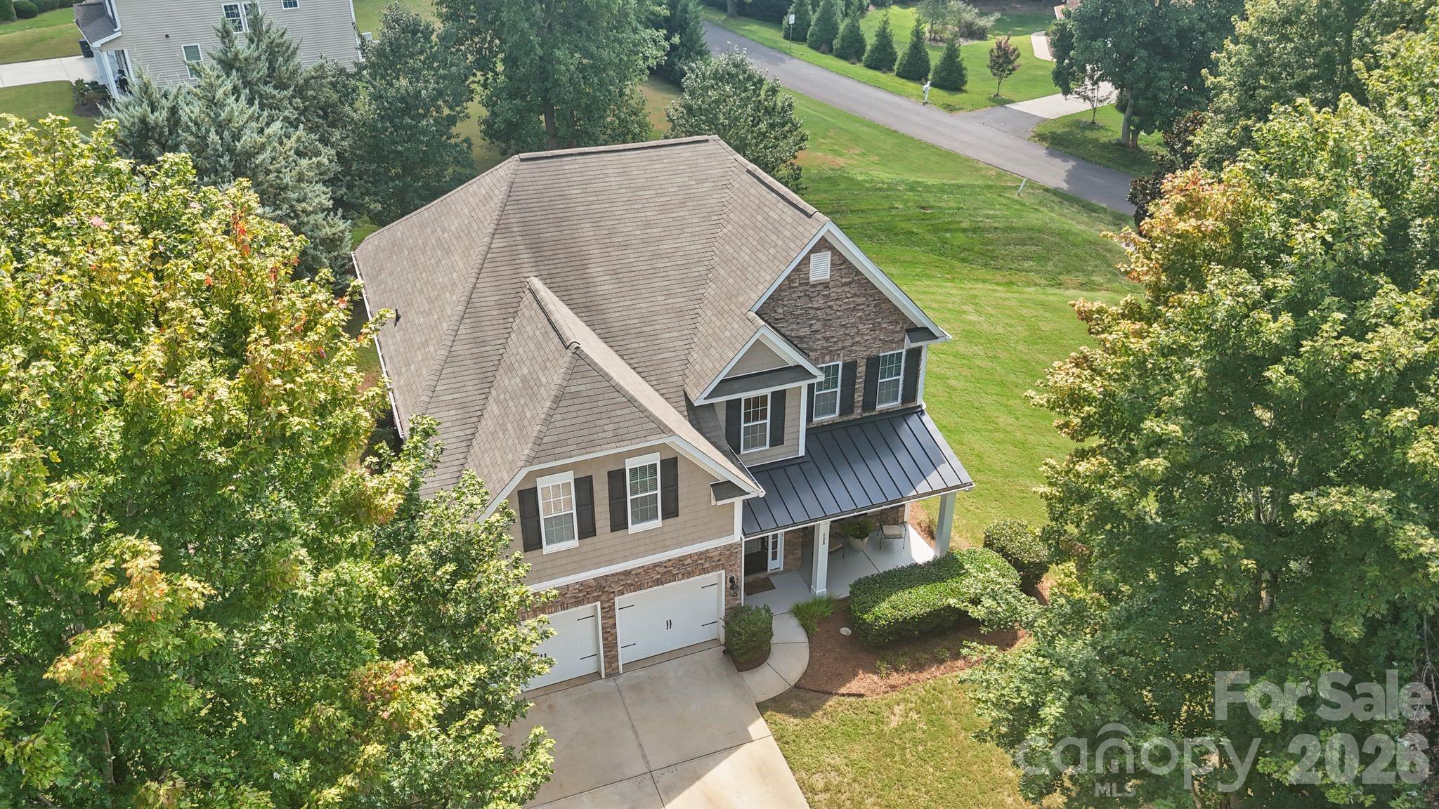 608 Cedar Trace Dr, Lake Wylie, SC 29710