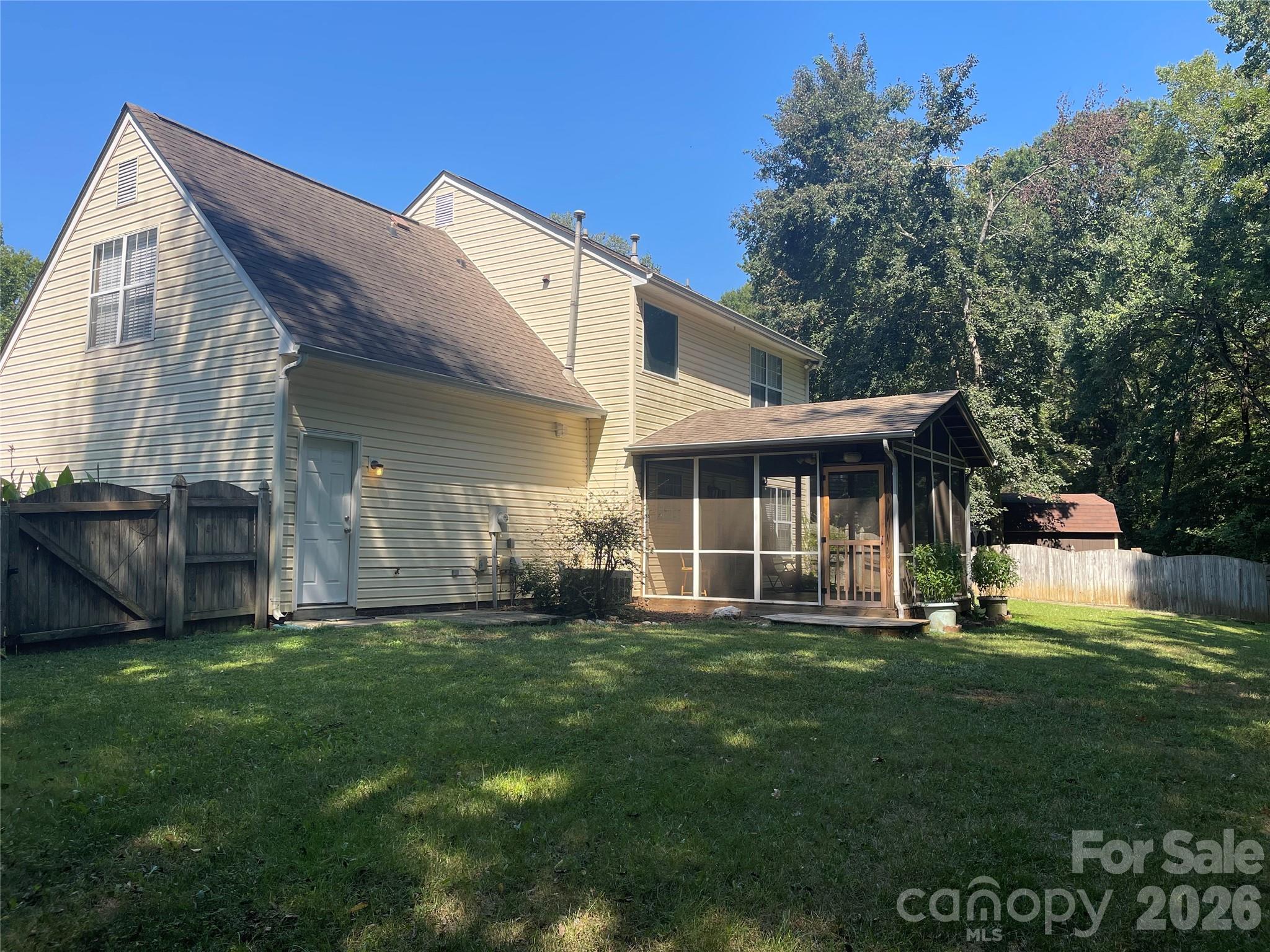 14223 Walkers Crossing Dr, Charlotte, NC 28273