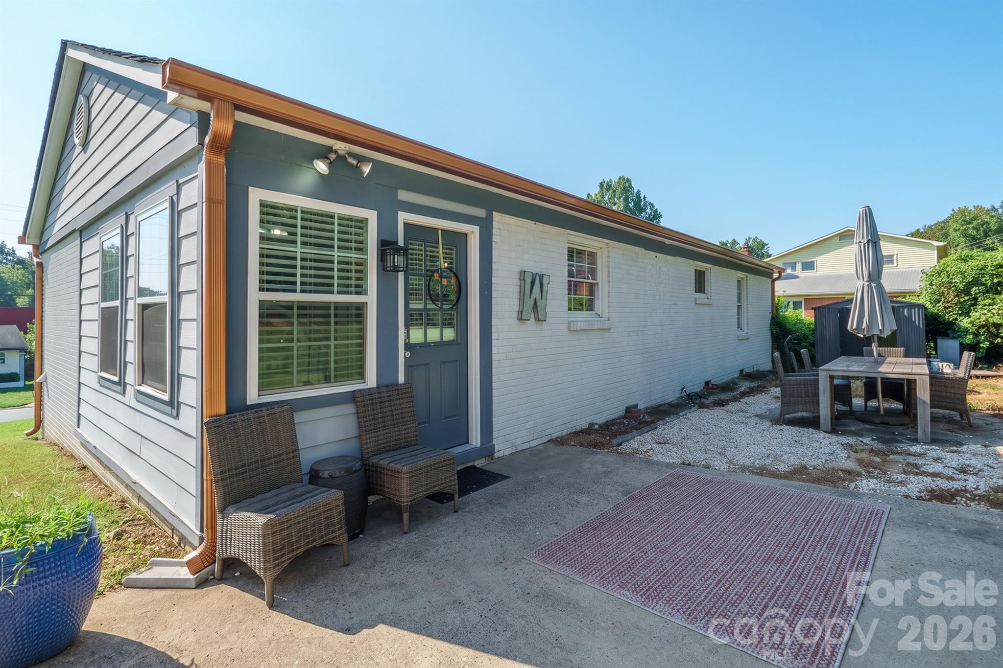 1411 Dean St, Charlotte, NC 28216