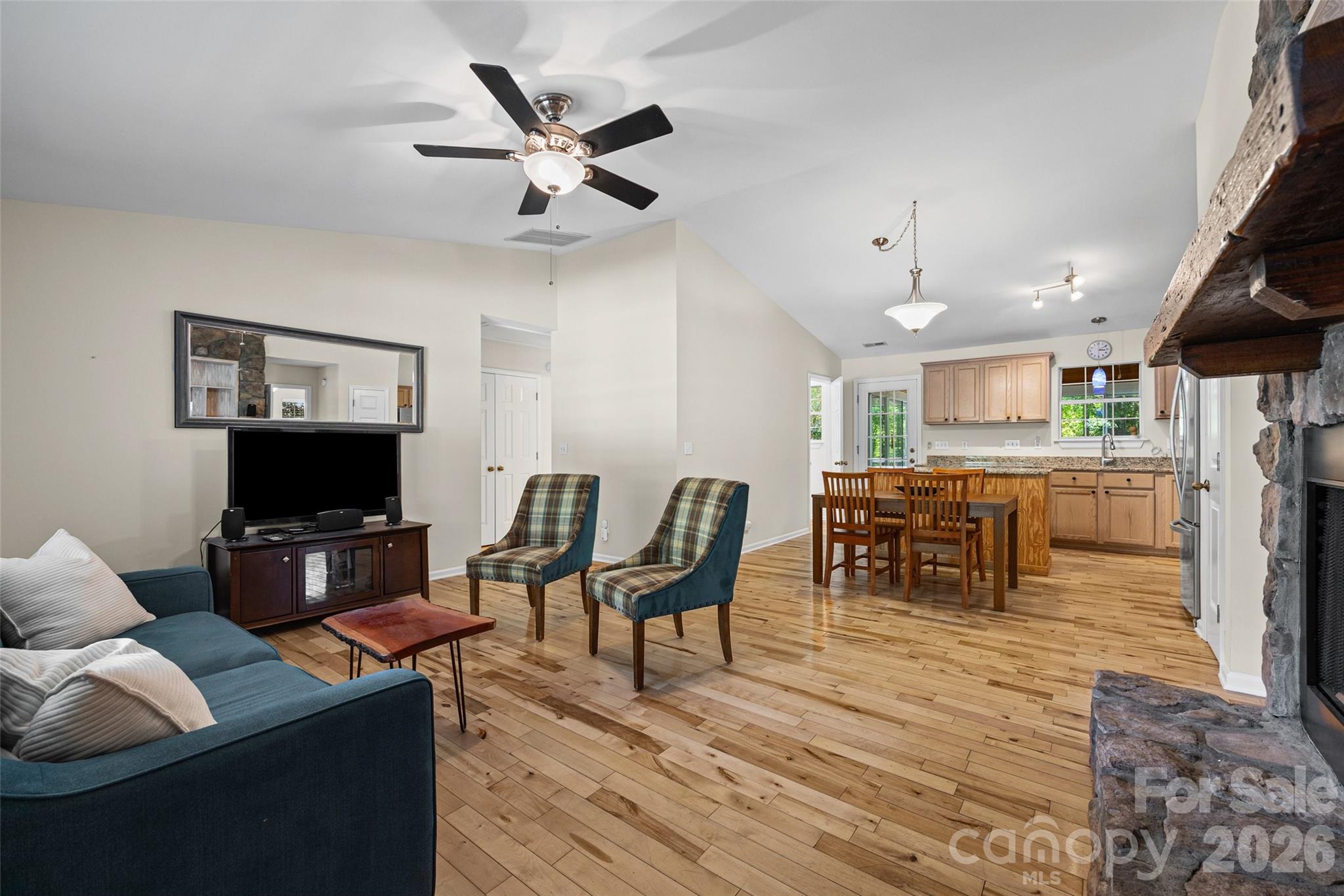 404 Sadie Dr, Matthews, NC 28105