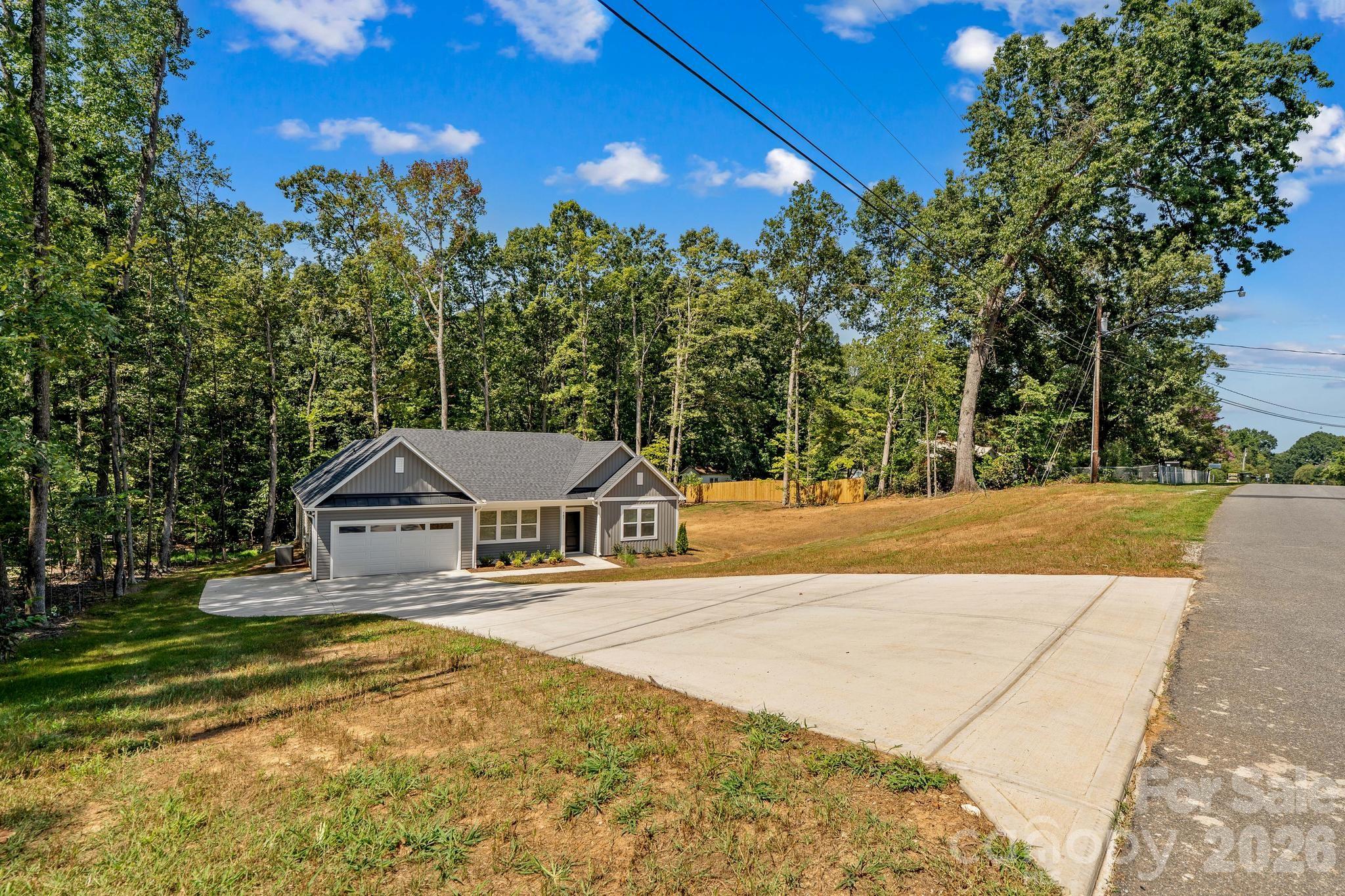 307 Sowers Ferry Rd, Salisbury, NC 28144