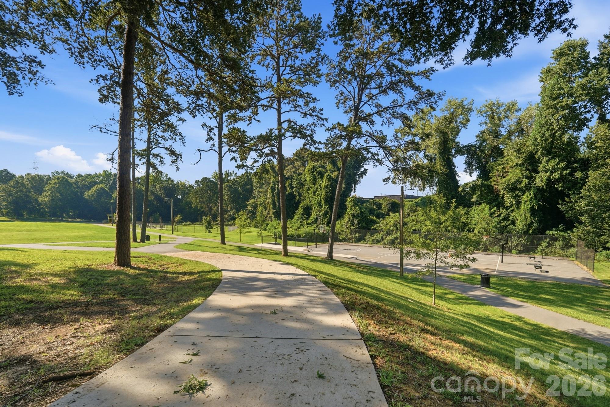 3300 Bonaire Dr, Charlotte, NC 28208