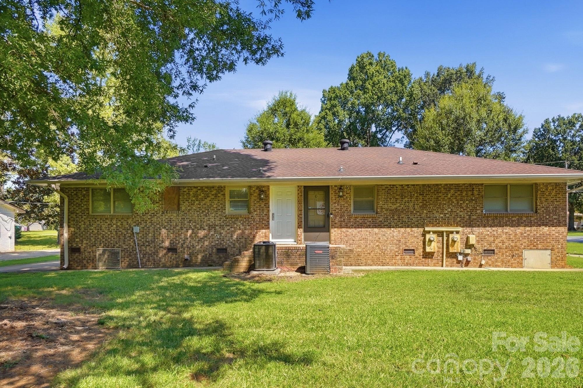8051 S Way Rd, Charlotte, NC 28215