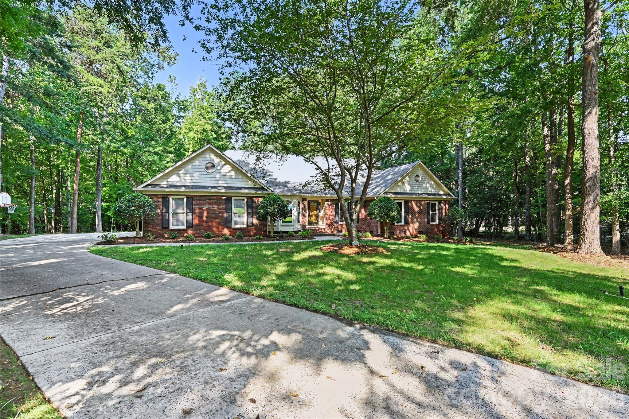 14905 Wyndham Oaks Dr, Charlotte, NC 28277