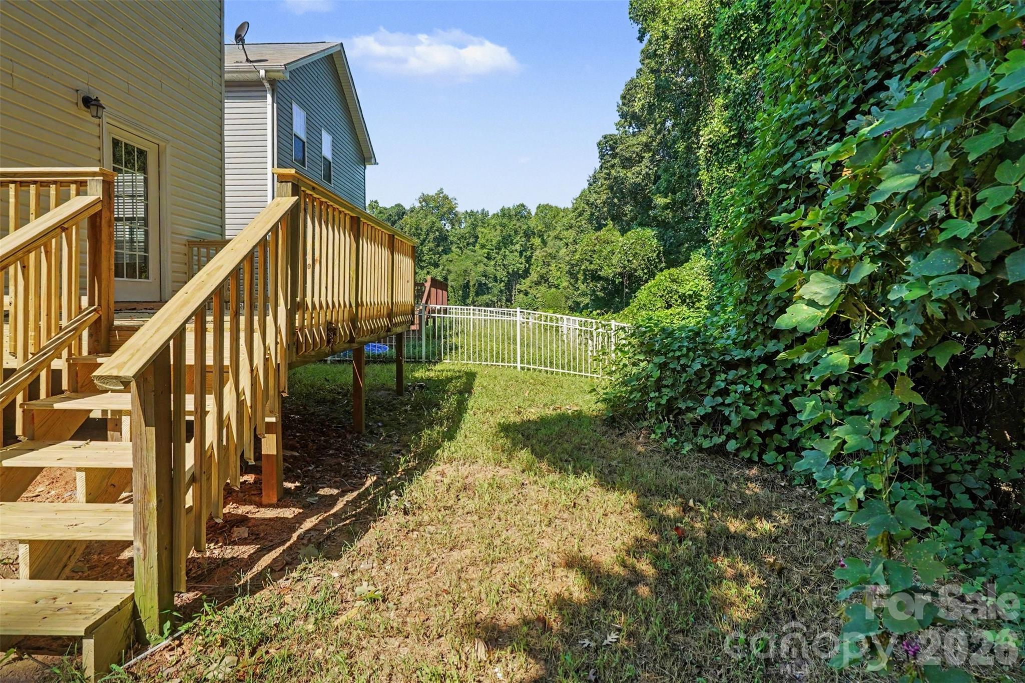 145 High Bluff Cir, Mooresville, NC 28115