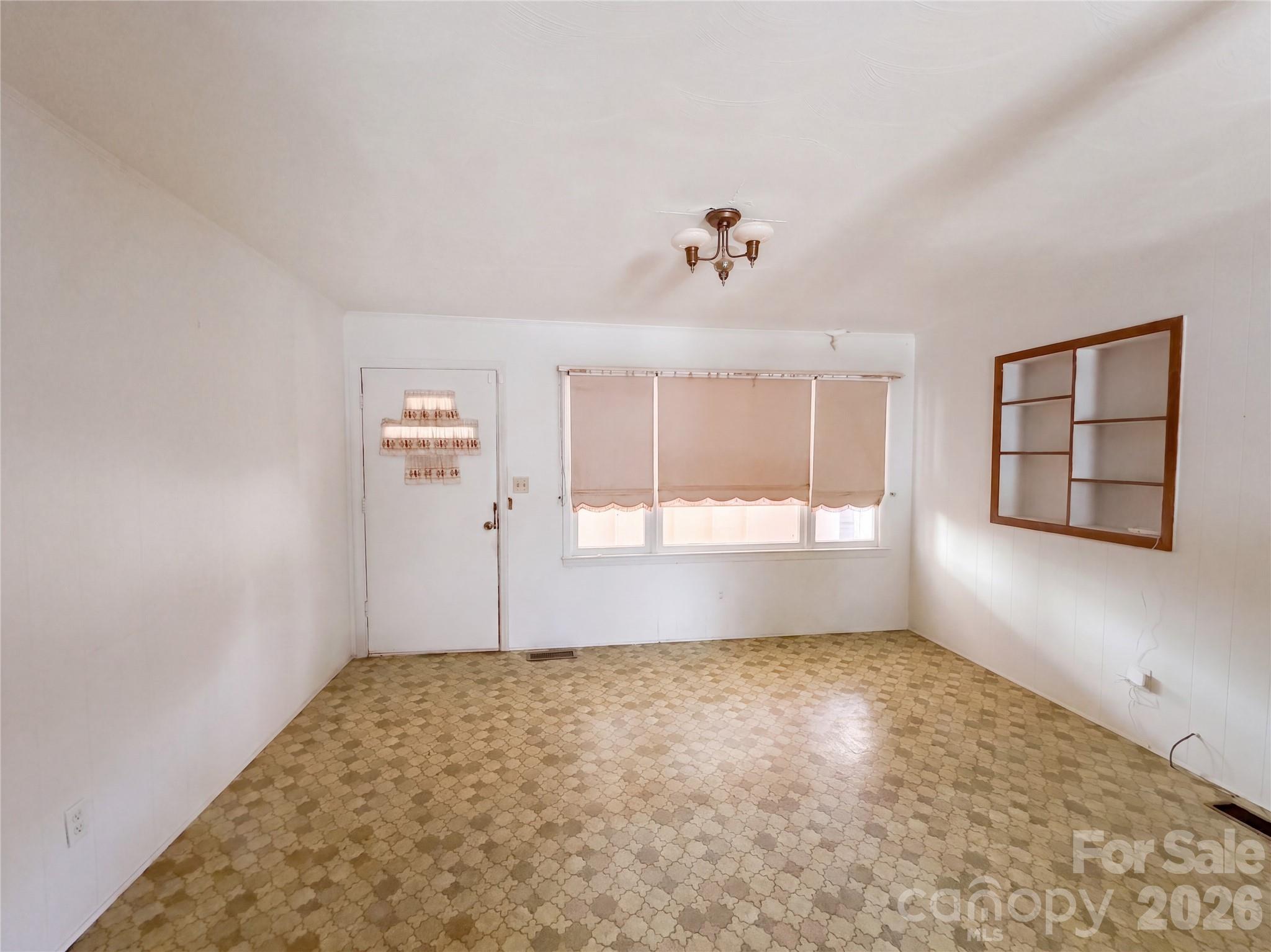 4736 Crowders Crest Dr, Gastonia, NC 28052