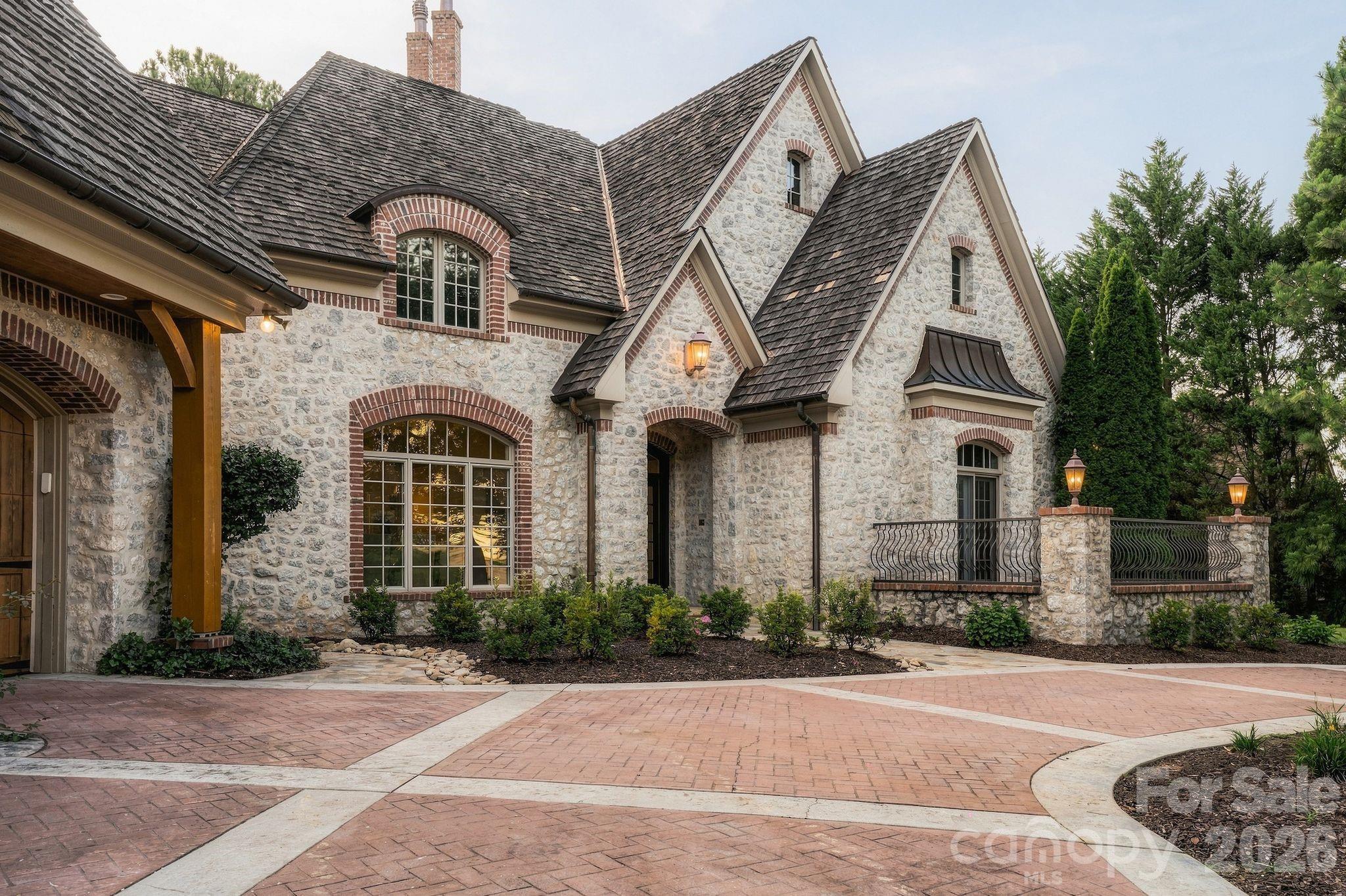 1515 Baltusrol Dr, Denver, NC 28037