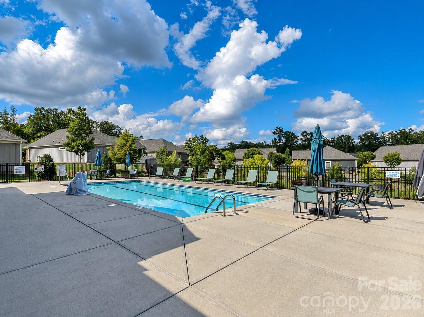 2205 Lincolnshire Ln, Waxhaw, NC 28173