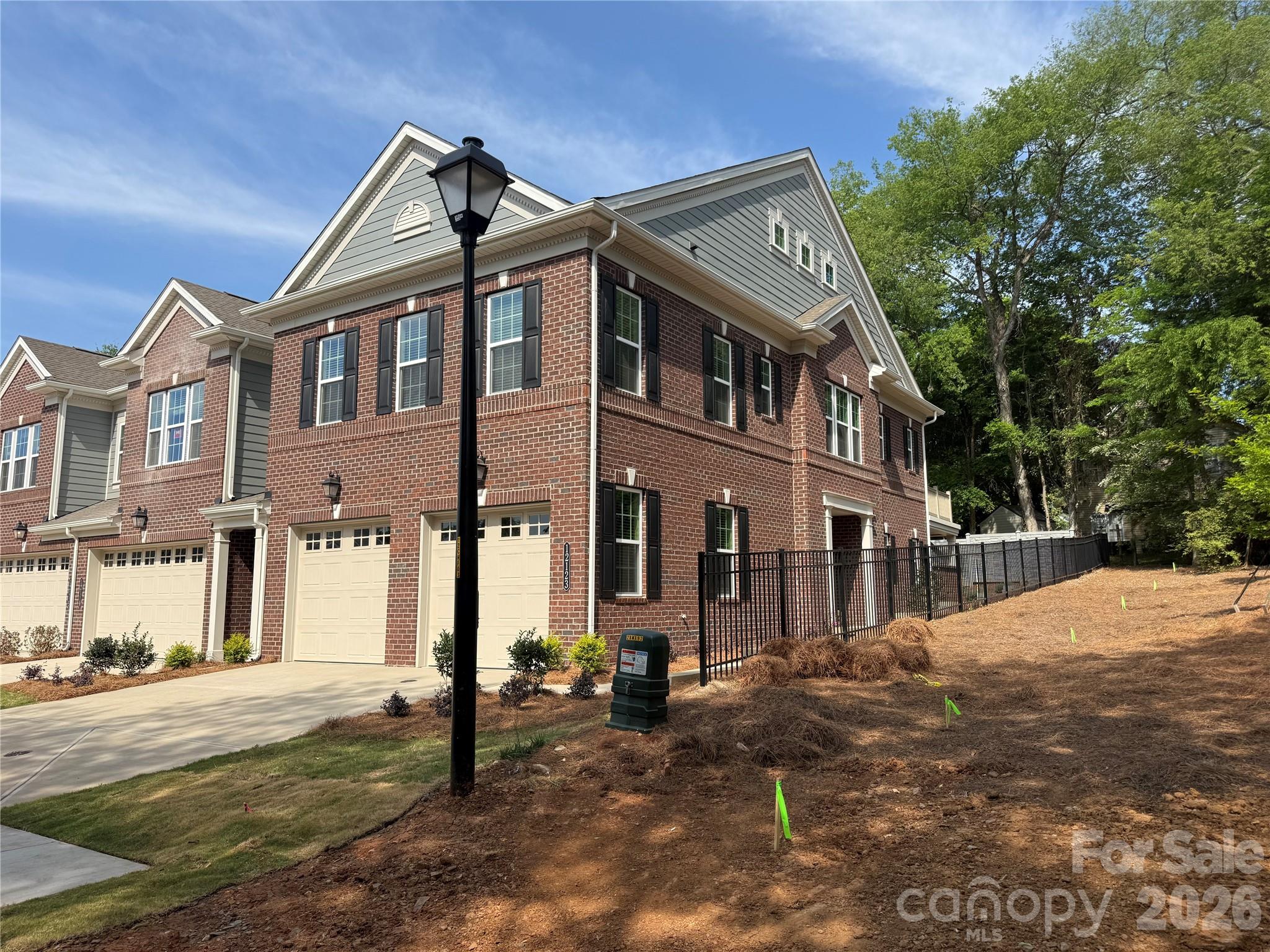 12123 Lavinia Ln, Charlotte, NC 28277