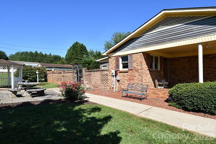 2525 Teague St, Lincolnton, NC 28092