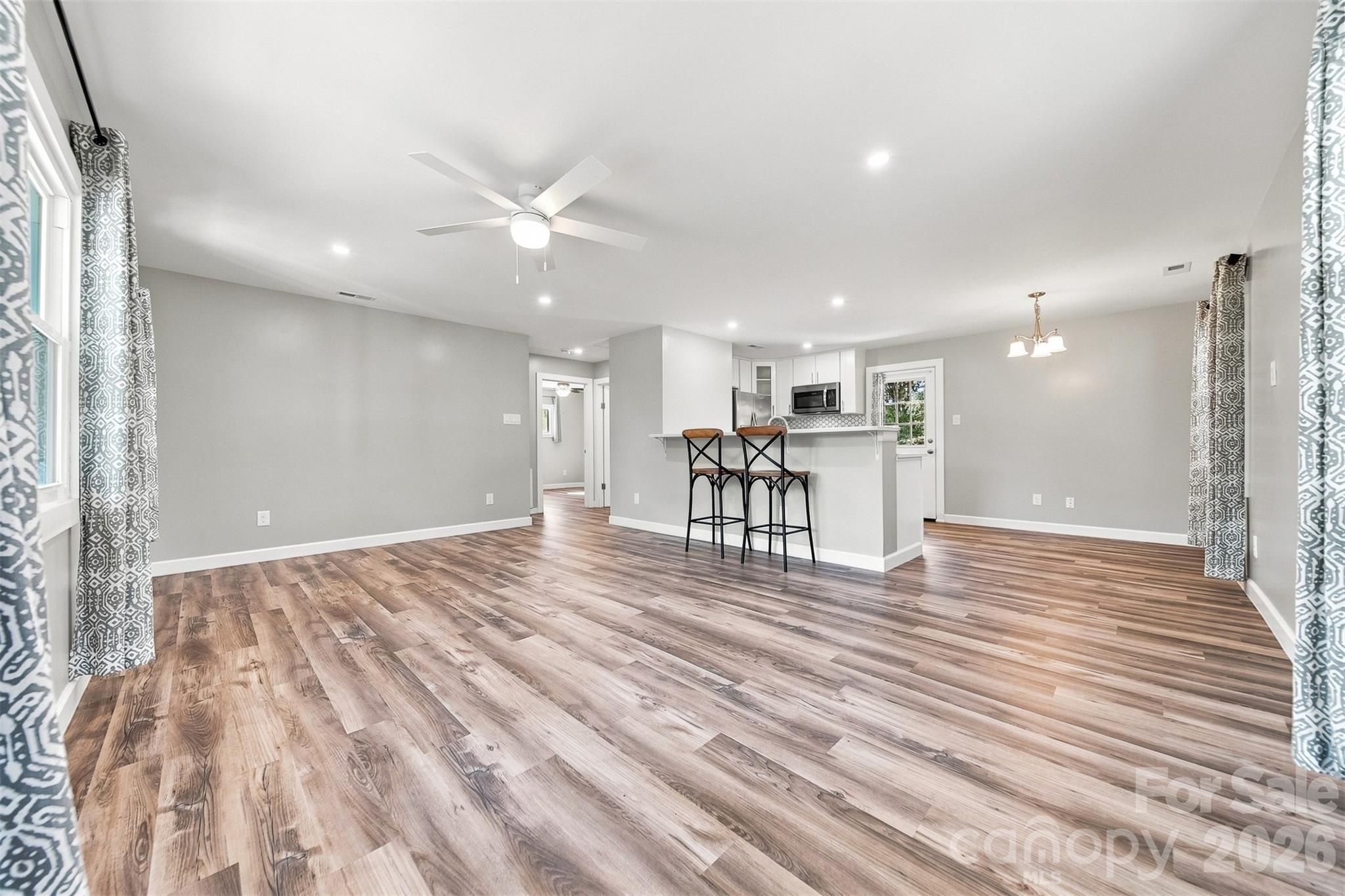 2938 11th Ave SW, Hickory, NC 28602