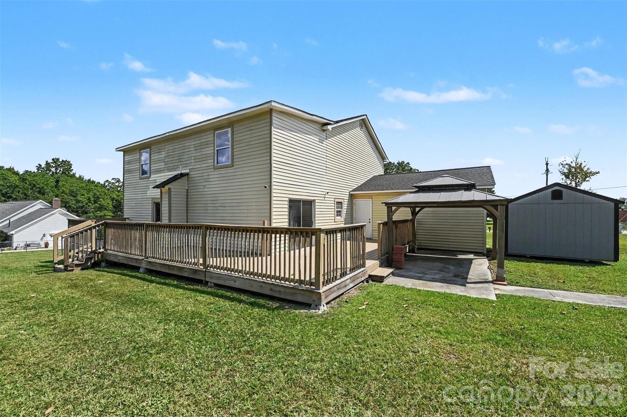 204 Rowland Ave, Heath Springs, SC 29058