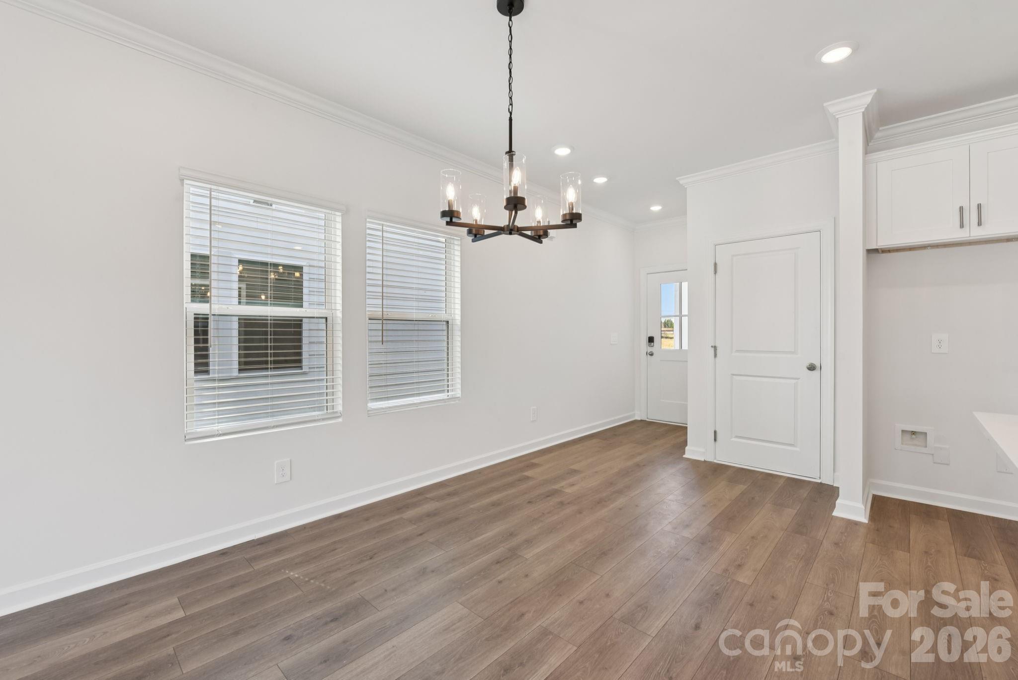 8236 Hidden Springs Trl, Charlotte, NC 28216