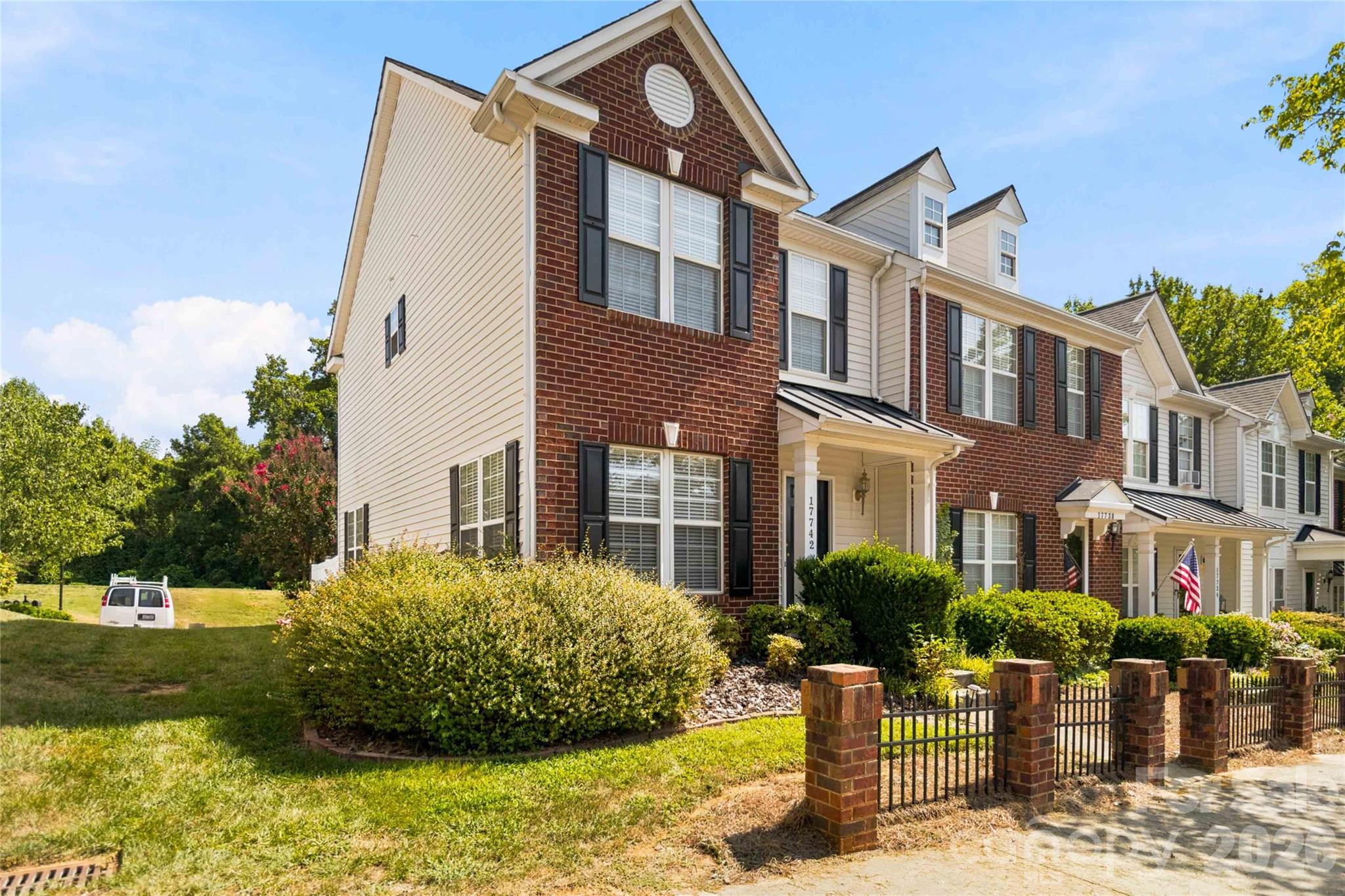 17742 Delmas Dr, Cornelius, NC 28031