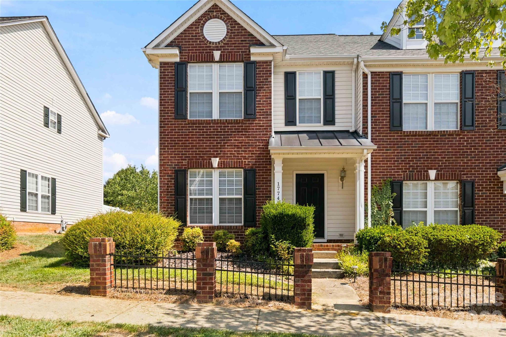 17742 Delmas Dr, Cornelius, NC 28031